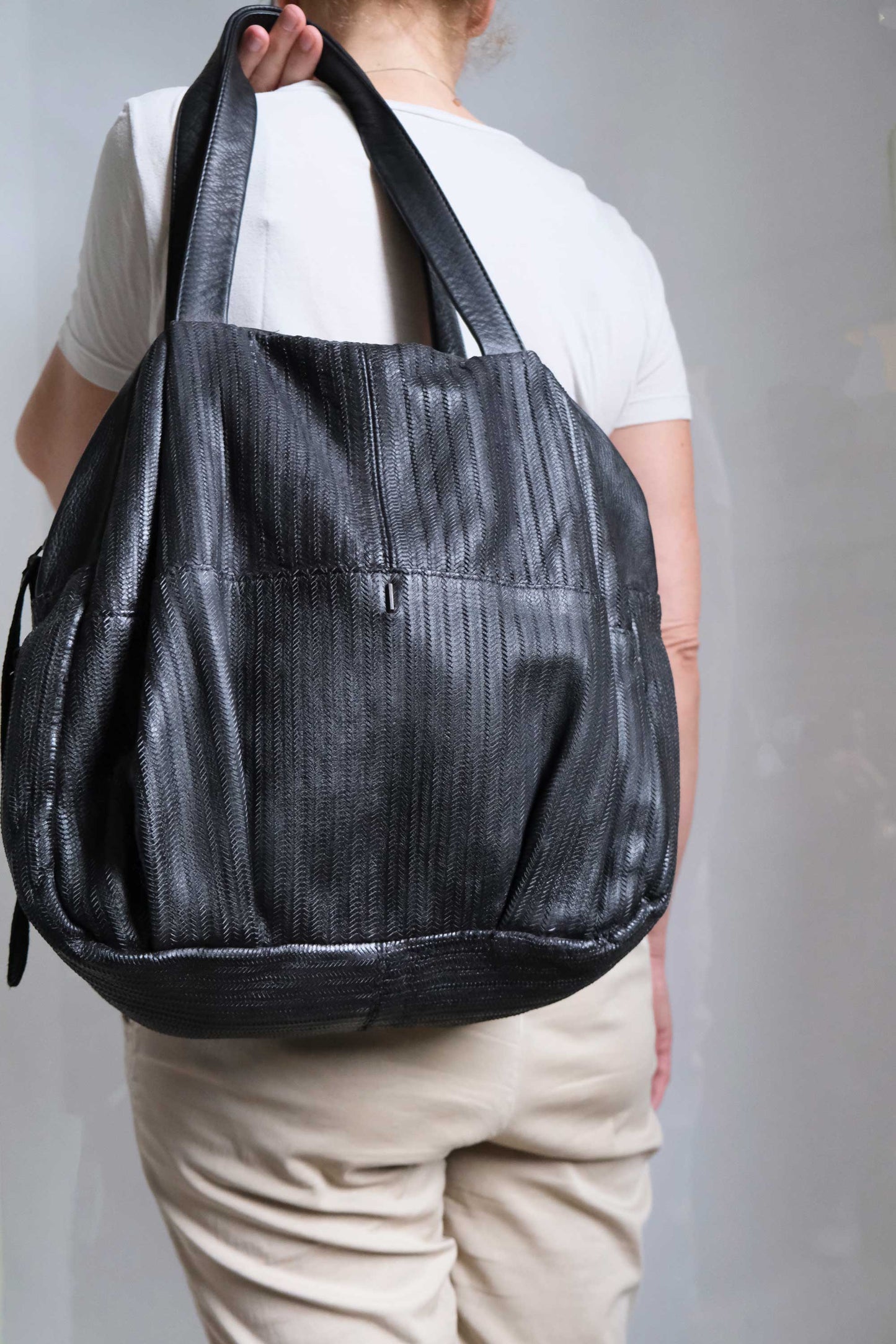 Riri tote bag in black Turner saetta leather