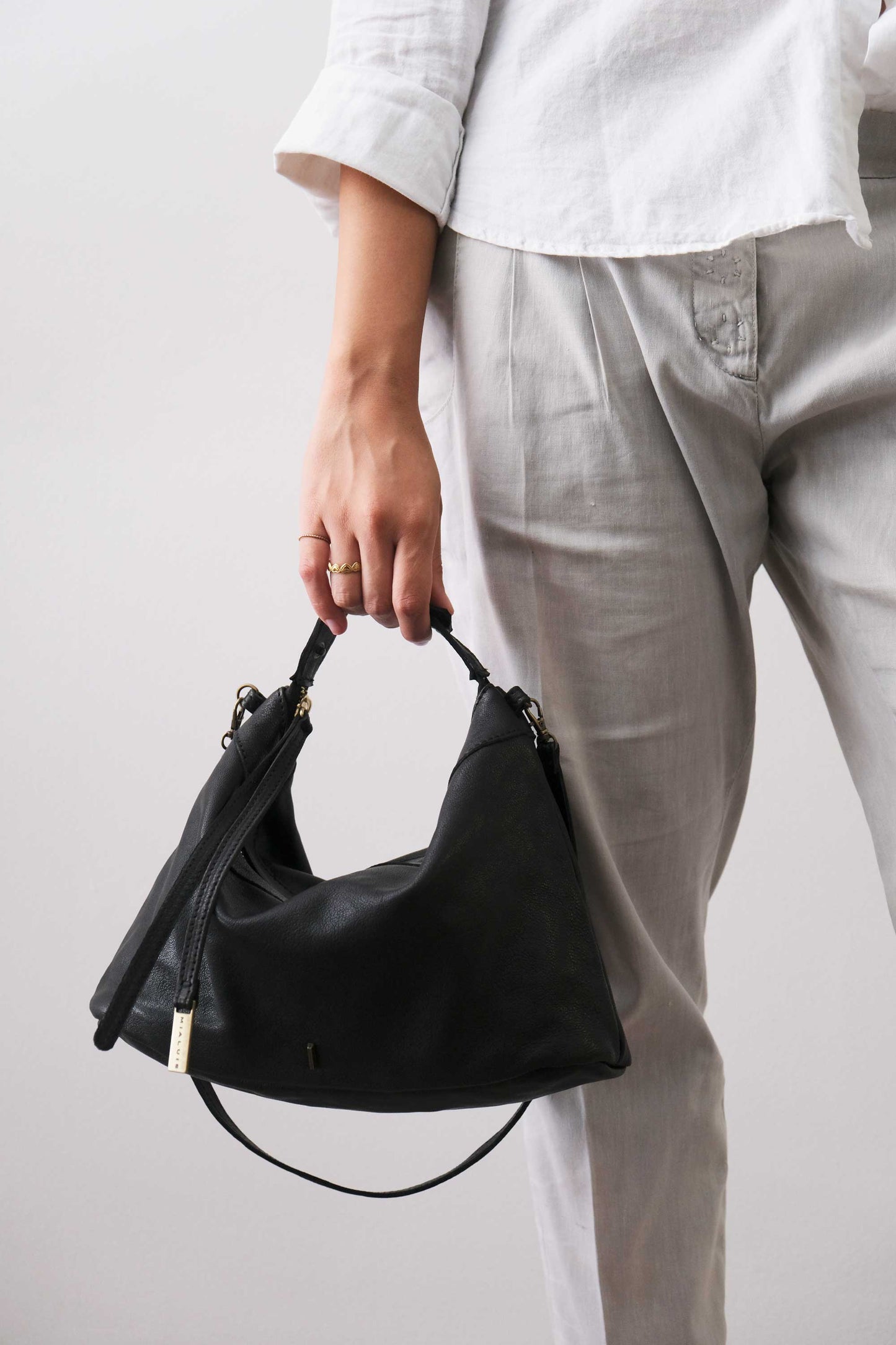 Chicca Media hobo bag in black nappa vegetable leather - Made in Italy -