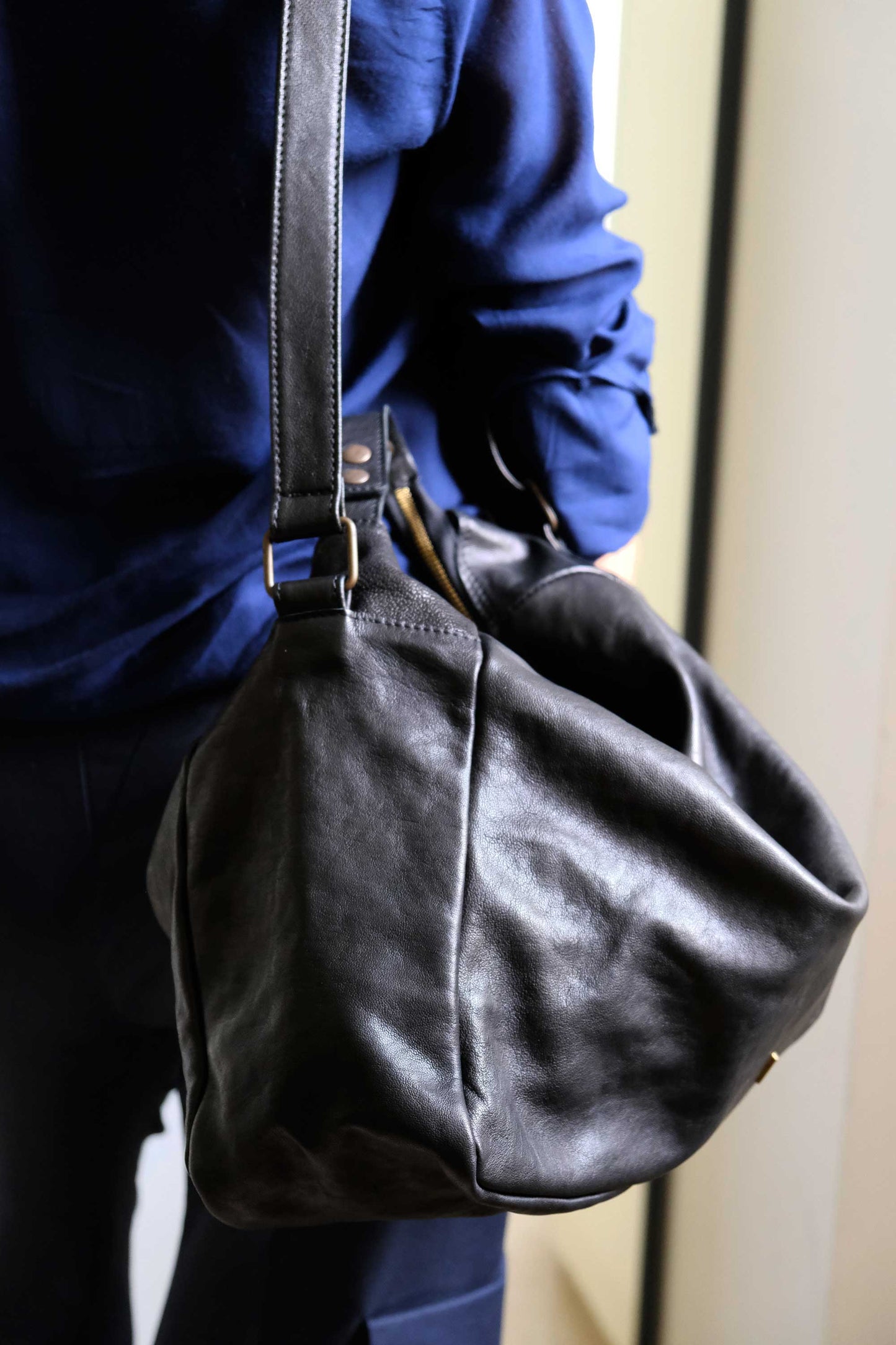 Chicca hobo bag in black nappa vegetable leather