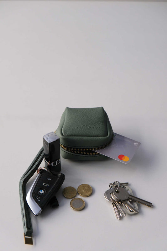 Dream box mini pochette in morbida pelle color salvia - Made in Italy -