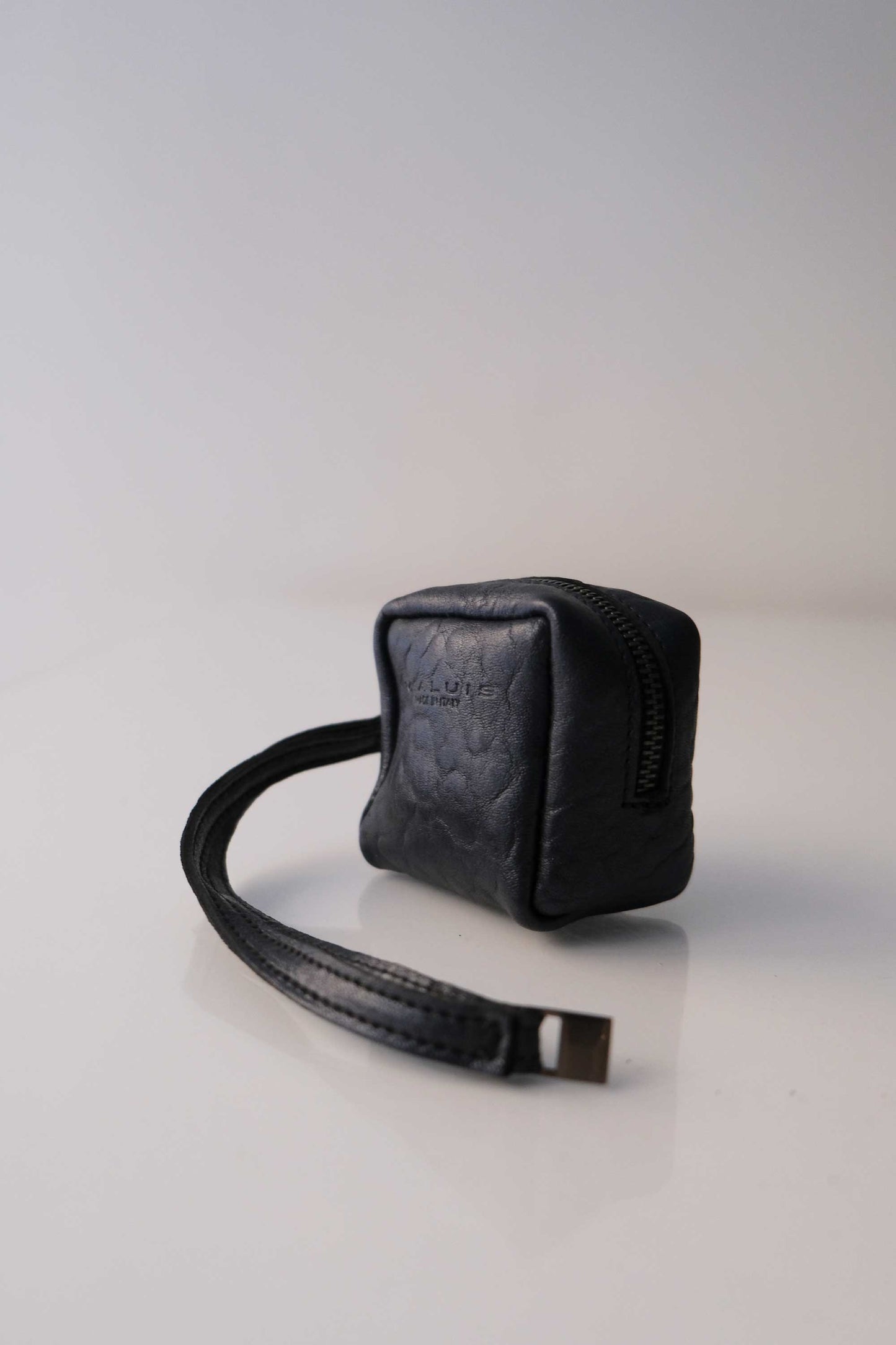 Dream box mini pochette in navy soft leather
