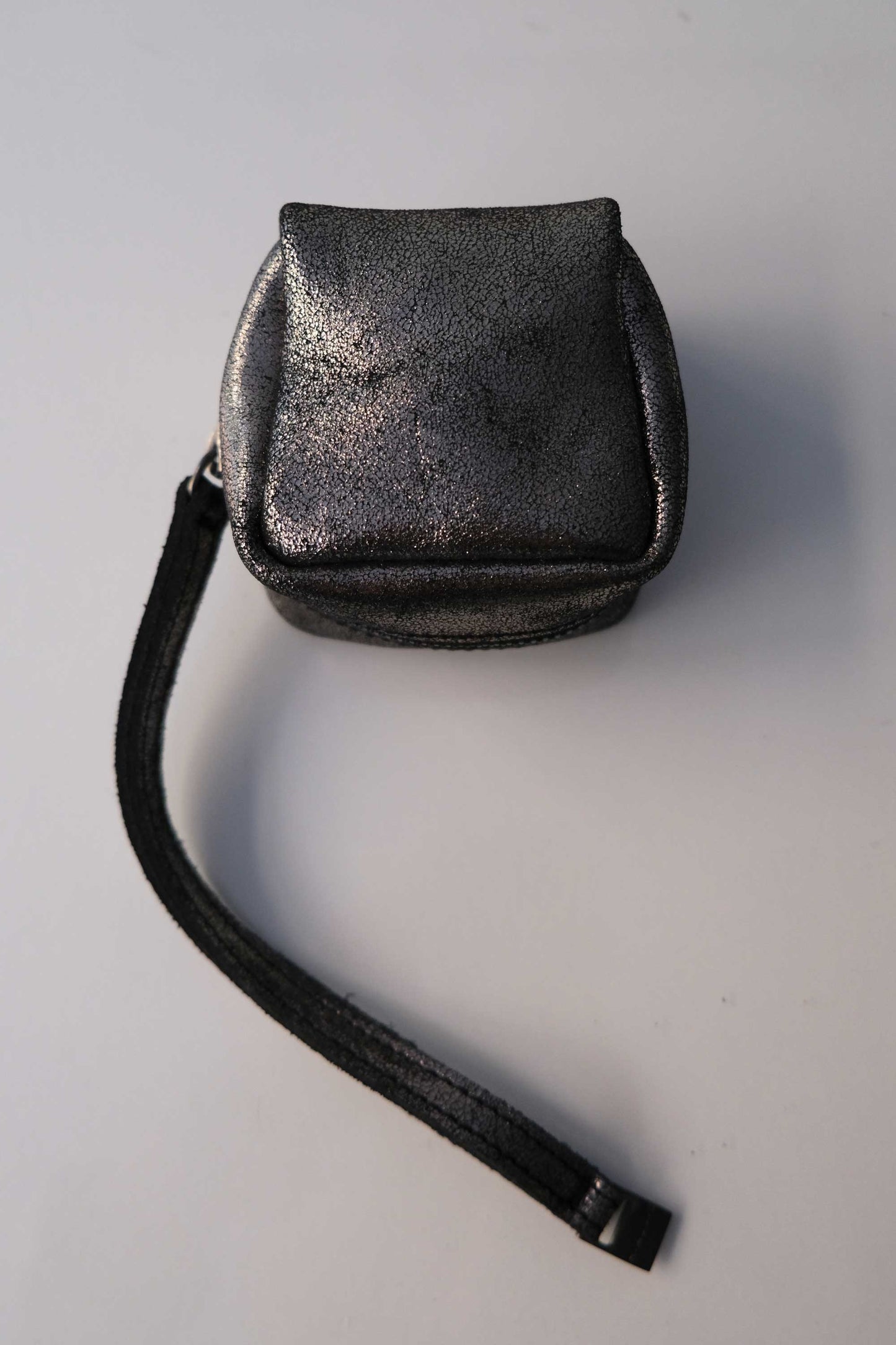Dream box mini pochette in pewter soft leather