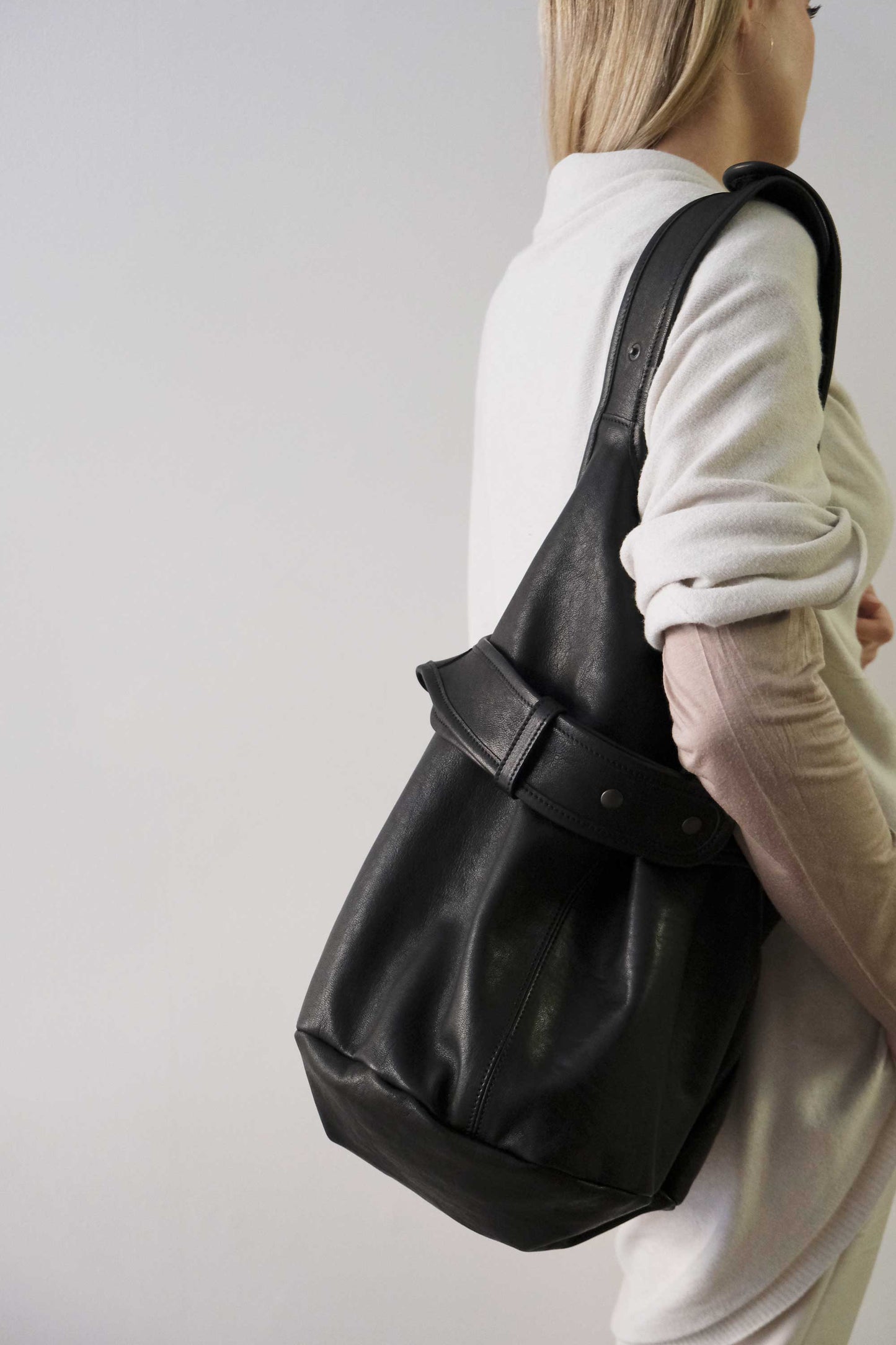 Lena tote bag in nappa leather