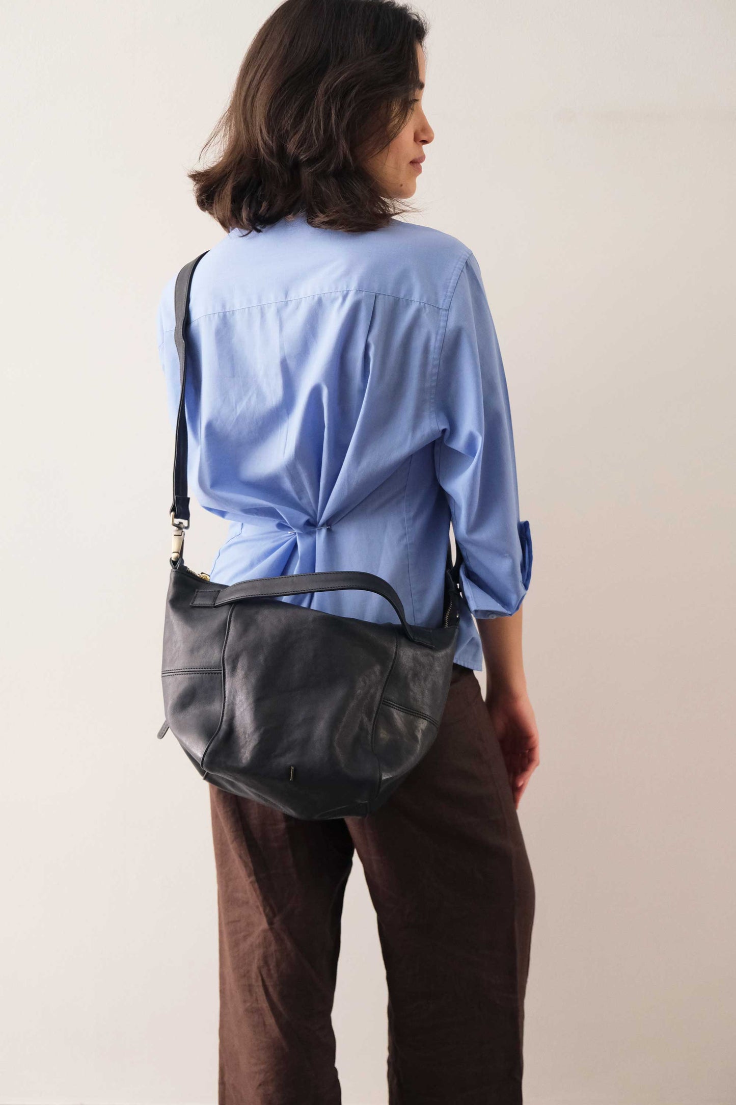 PRE ORDER discount 15%- Marty bag in navy soft nappa  - use code PREORDER15 - DELIVERY IS ESTIMATED WITHIN APPROXIMATELY 30 DAYS FROM THE ORDER DATE- Made in Italy -
