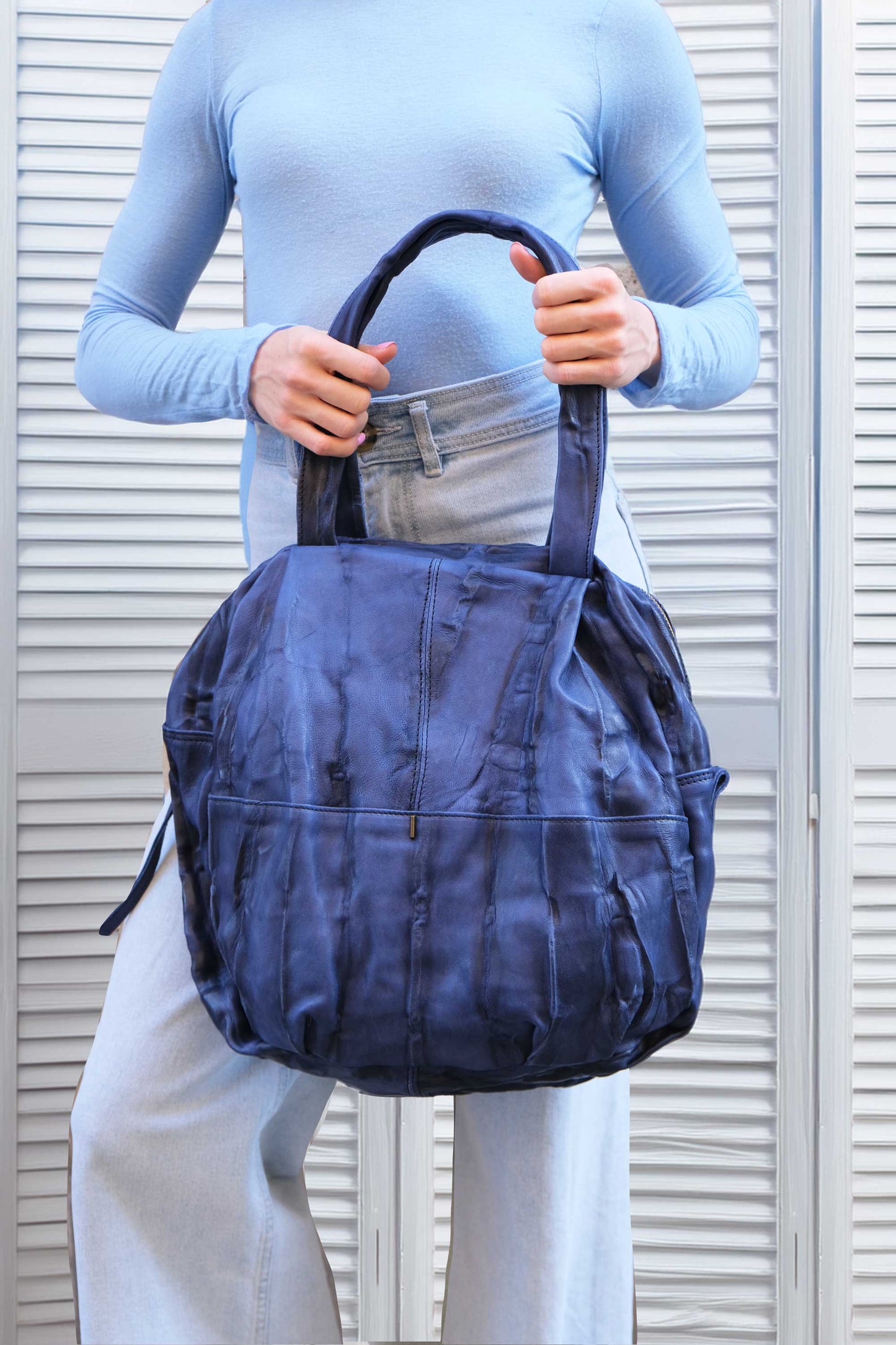 Riri tote bag in soft nappa lomé cobalt - Made in Italy -