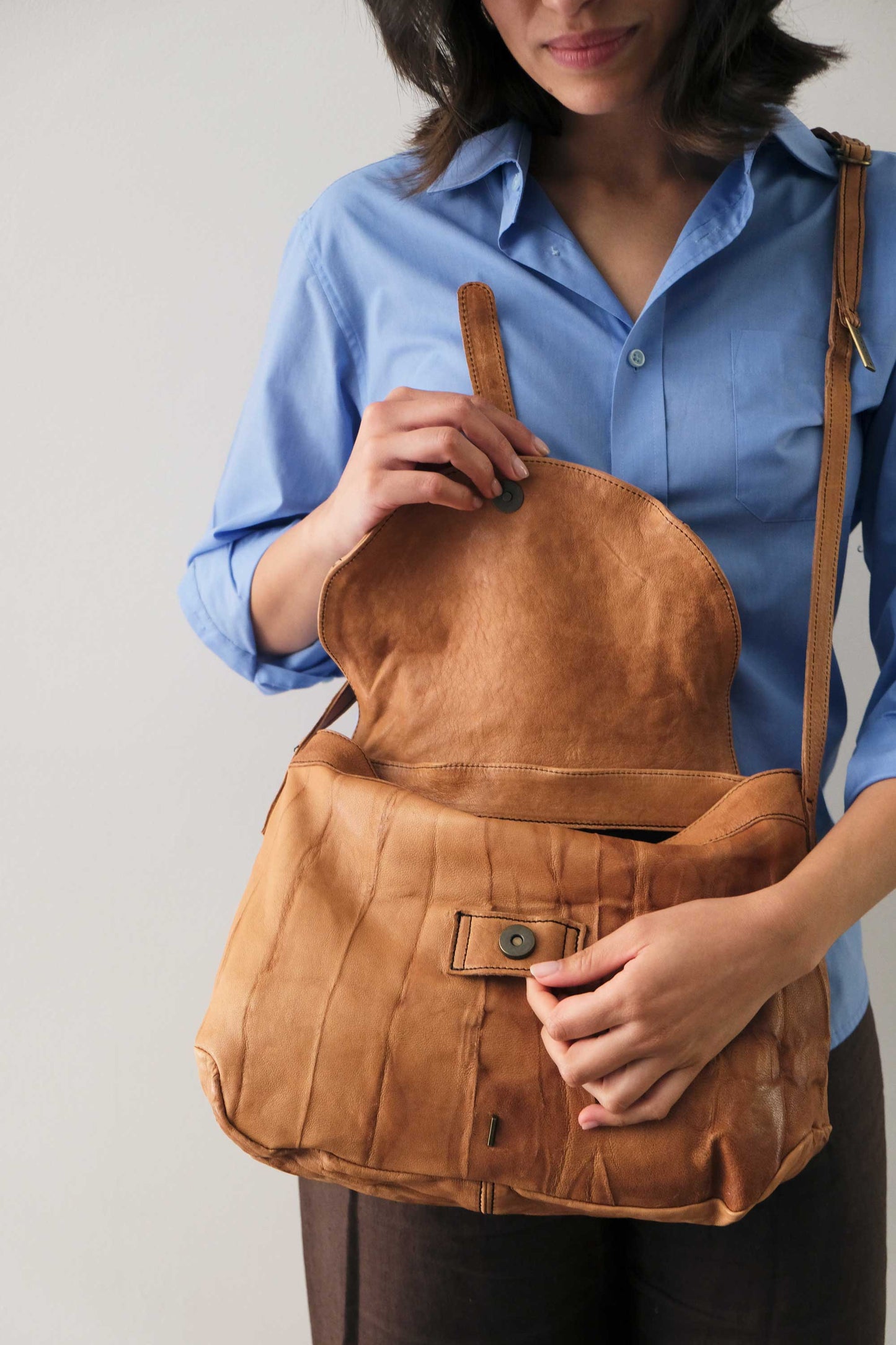 Do saddle bag cognac in soft nappa lomé - Made in Italy -