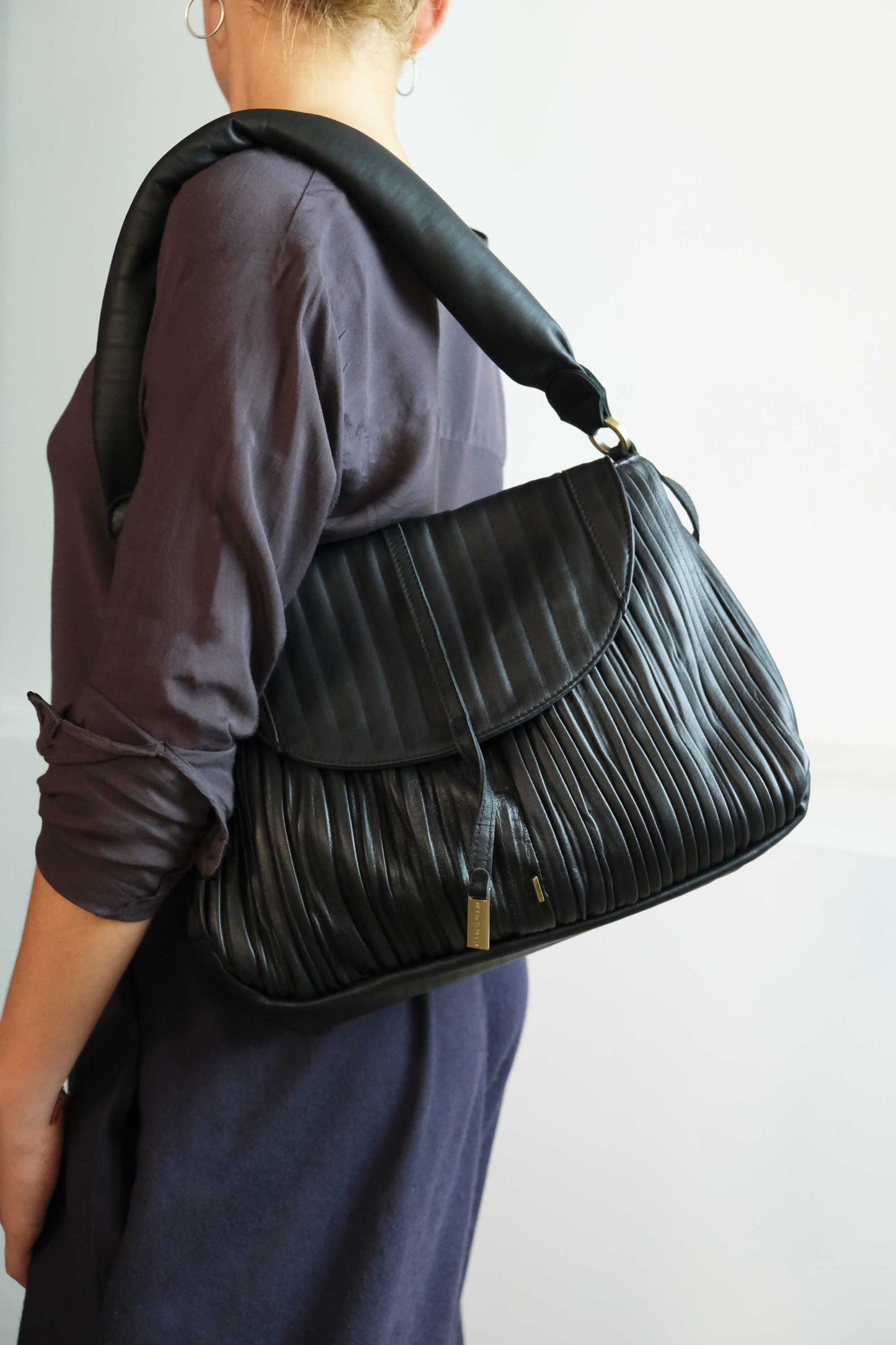 Do Torchon saddle bag in pleated leather