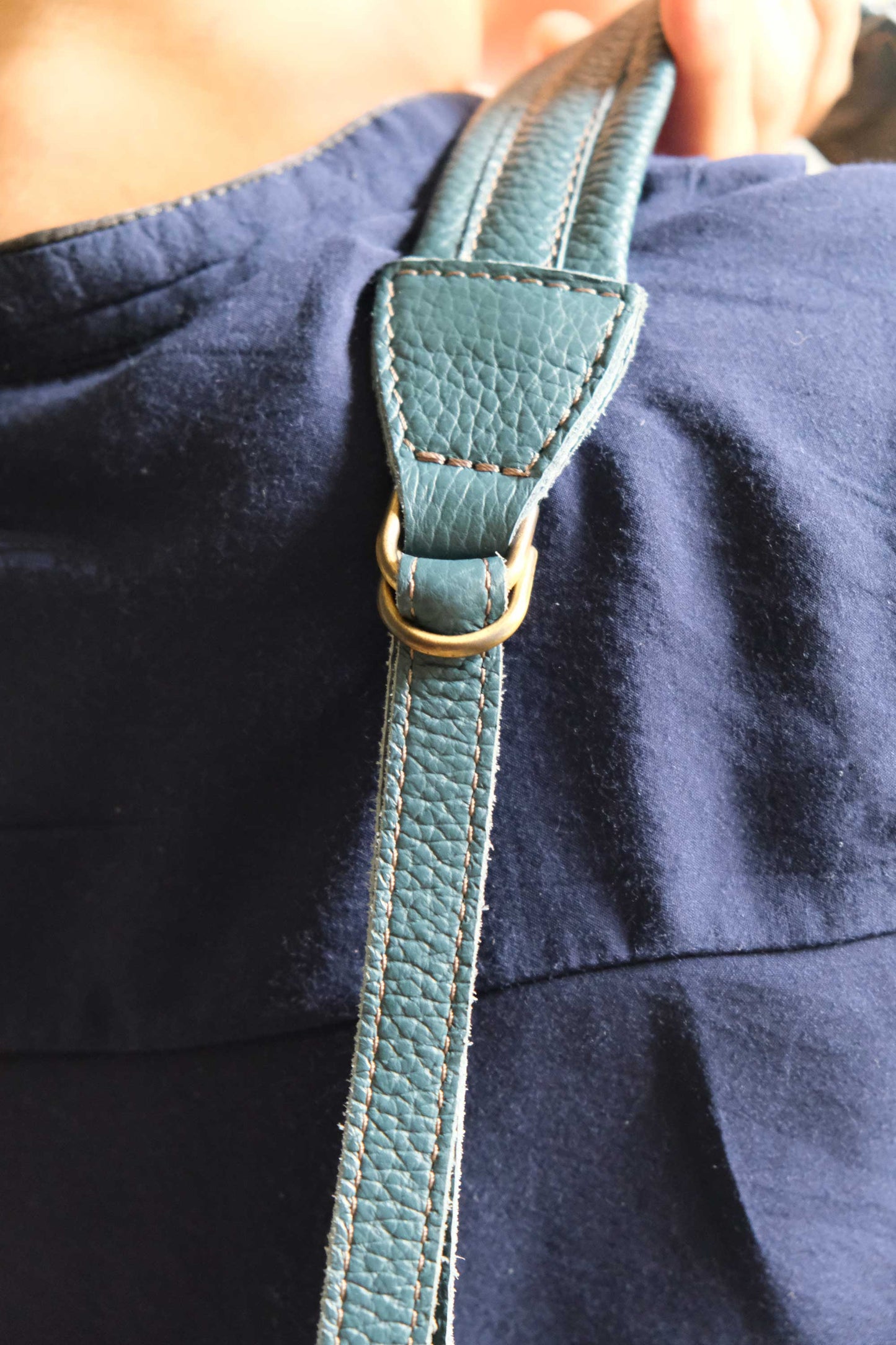 Valentina hobo bag in leather with natural grain