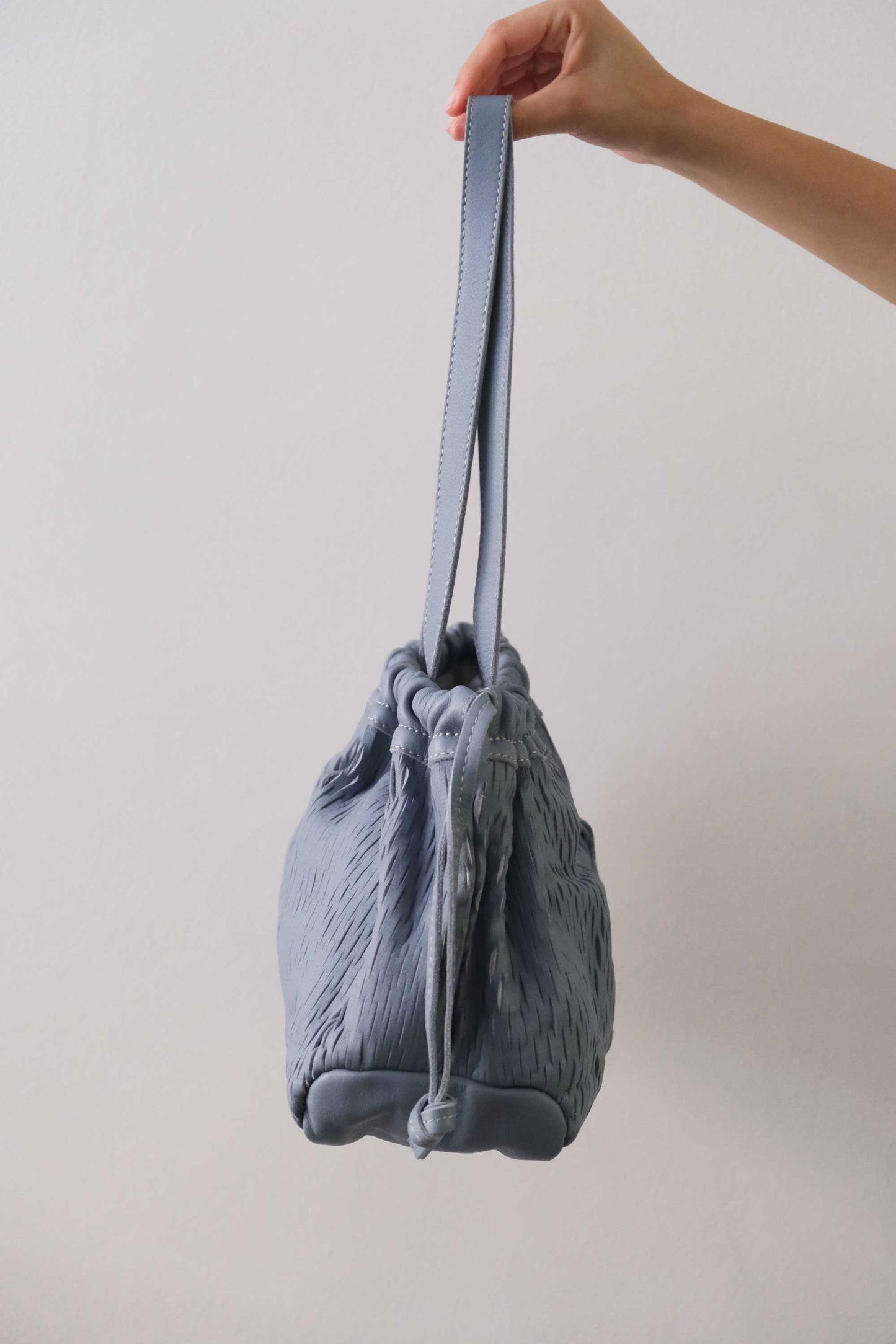 Agnes bucket in rain perforated leather - Made in Italy -