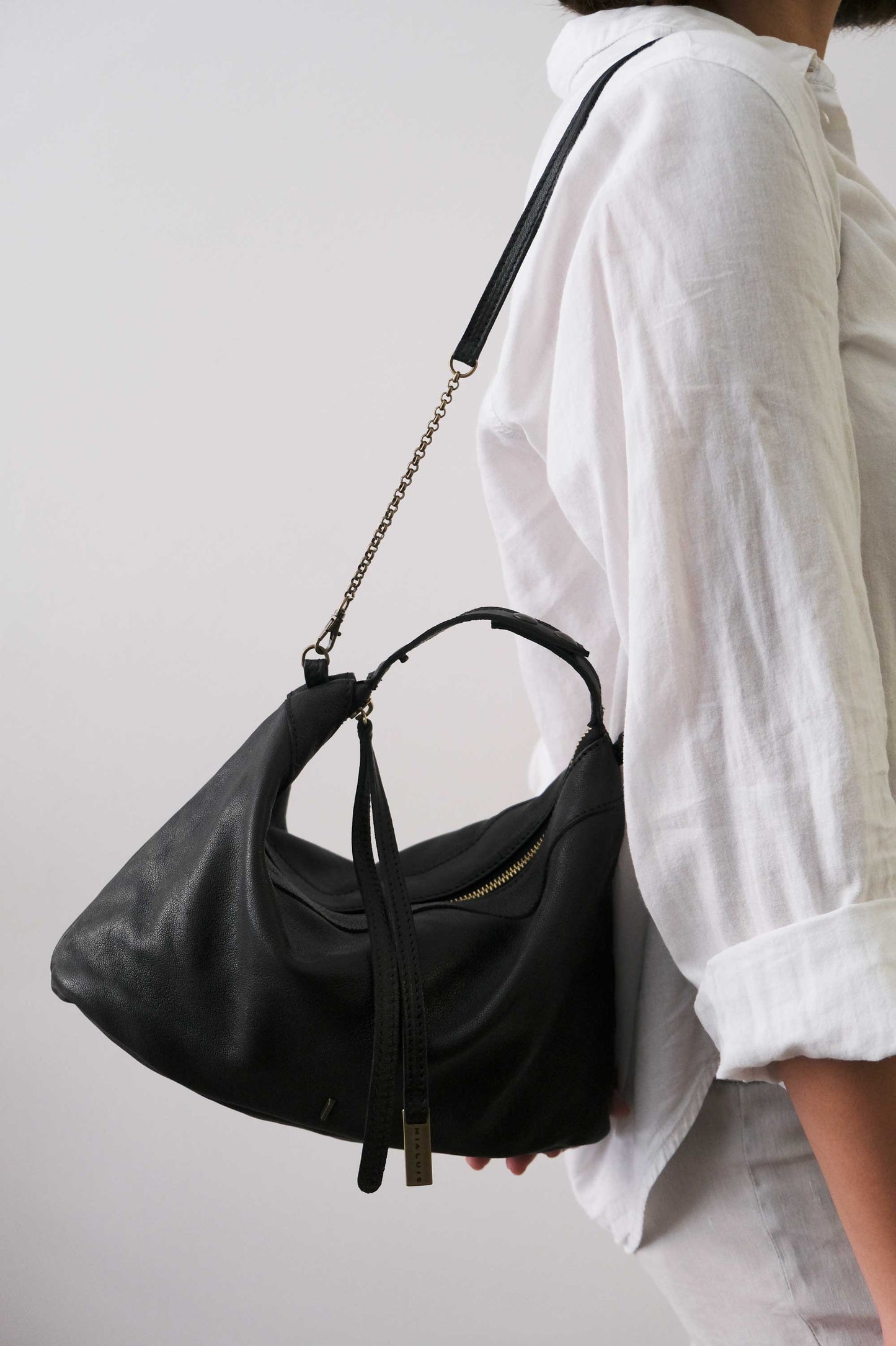 Chicca Media hobo bag in black nappa vegetable leather - Made in Italy -