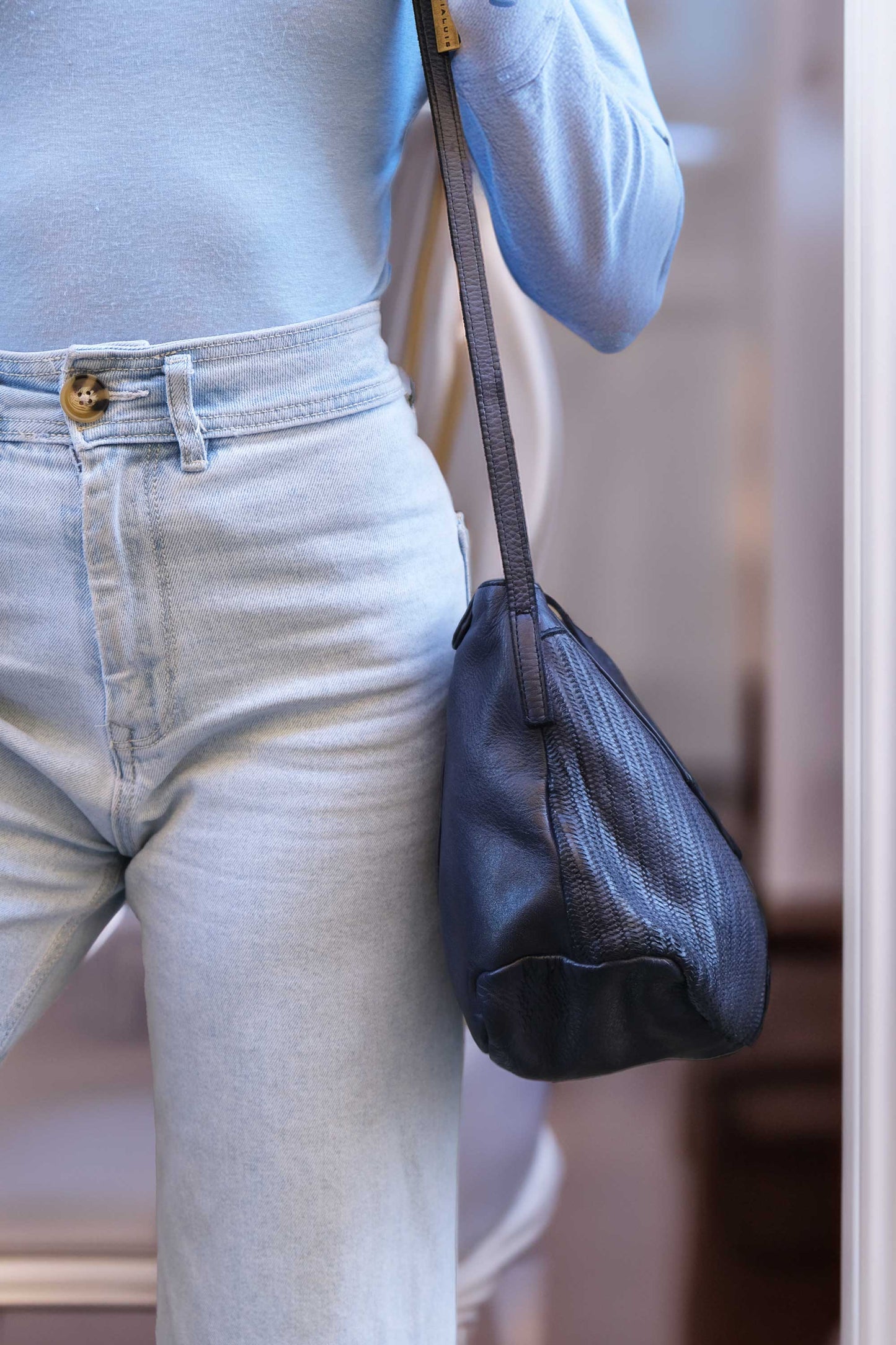 Do saddle bag in cobalt turner calf soft leather - Made in Italy -