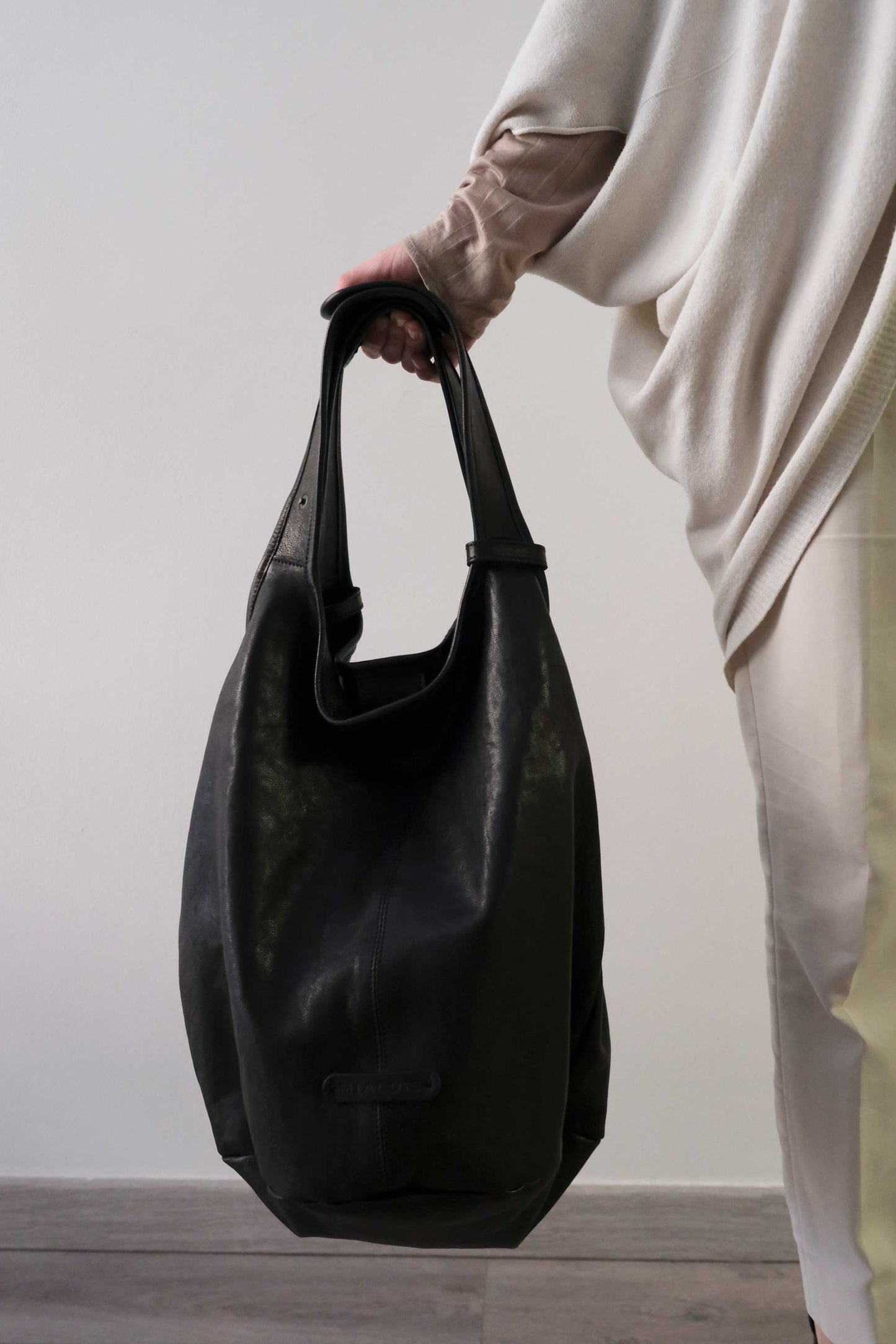 Lena tote bag in nappa leather