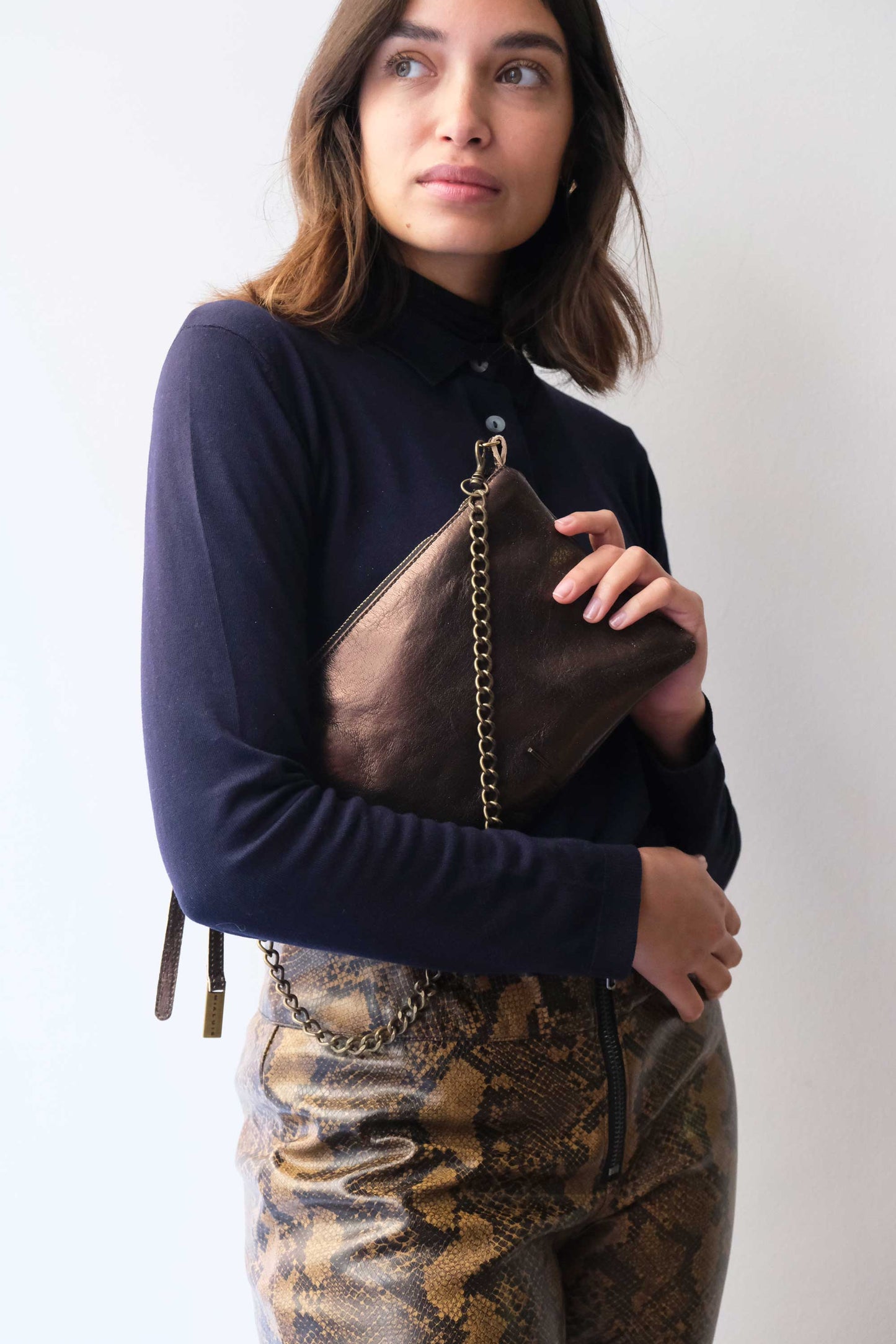 Mikin pochette laminata bronzo - Made in Italy -