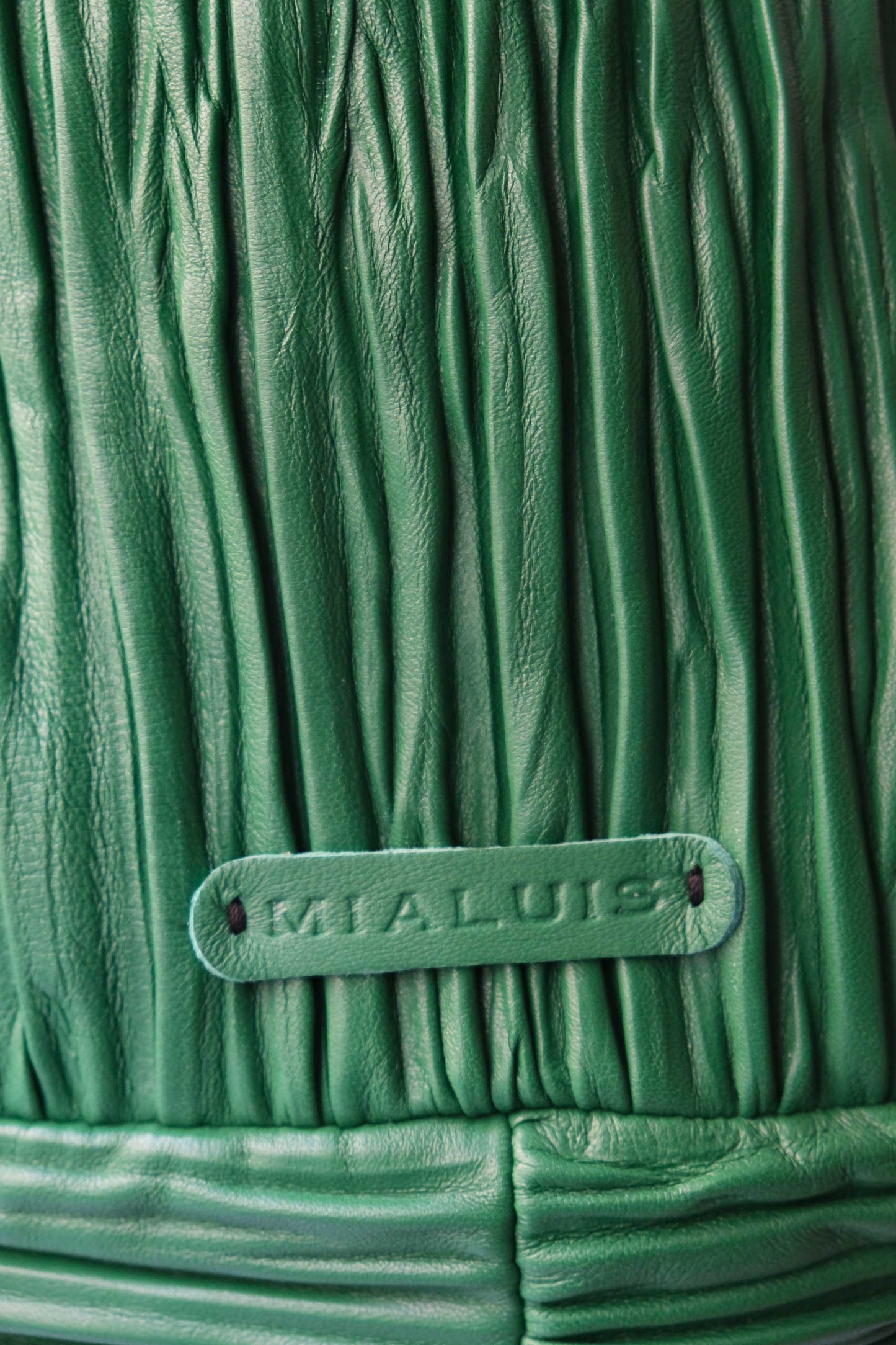 Minu in pleated emerald colour leather - Made in Italy -