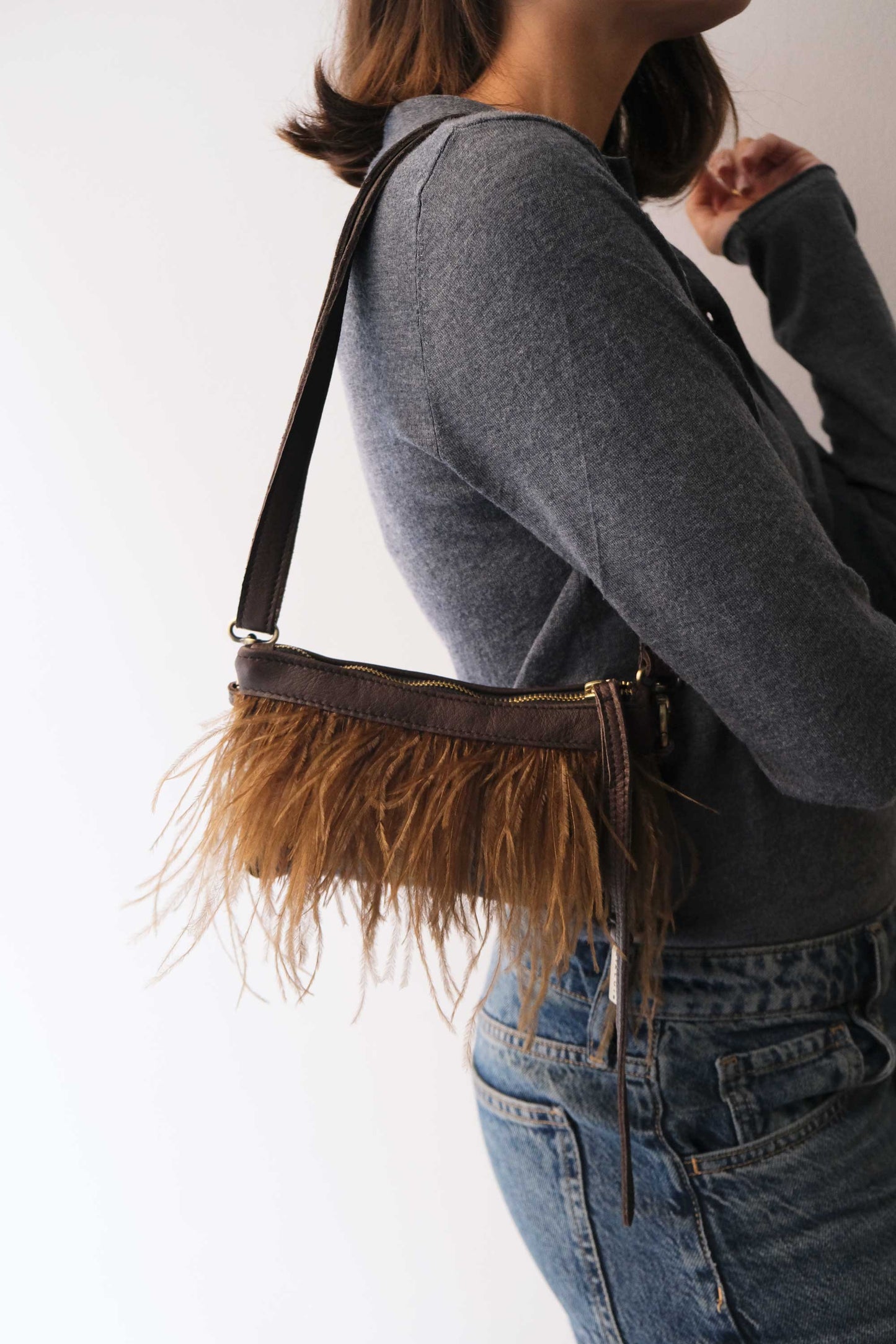 Olga pochette in brown nappa leather with moss feathers - Made in Italy -