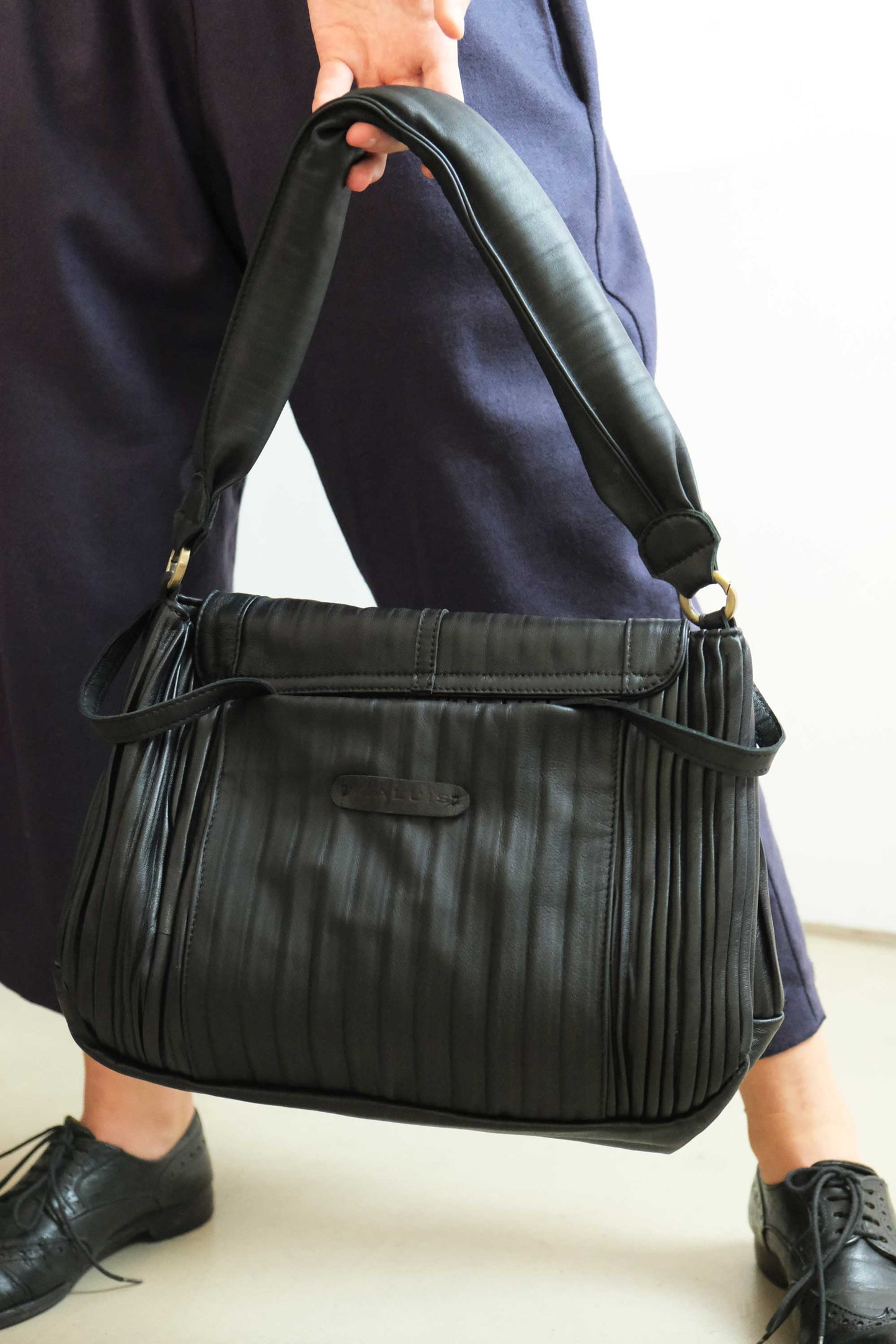 Do Torchon saddle bag in pleated leather
