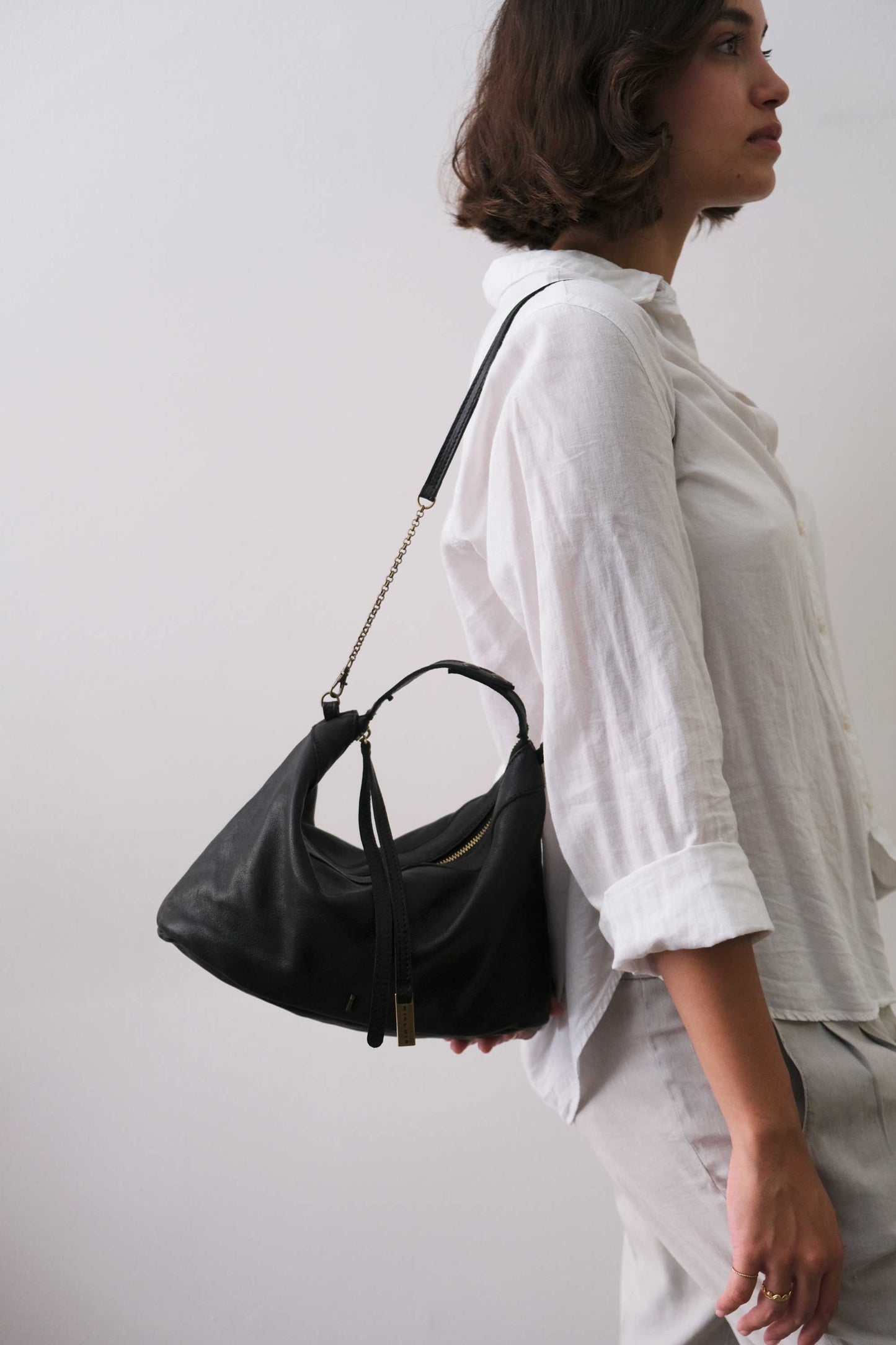 Chicca Media hobo bag in black nappa vegetable leather - Made in Italy -