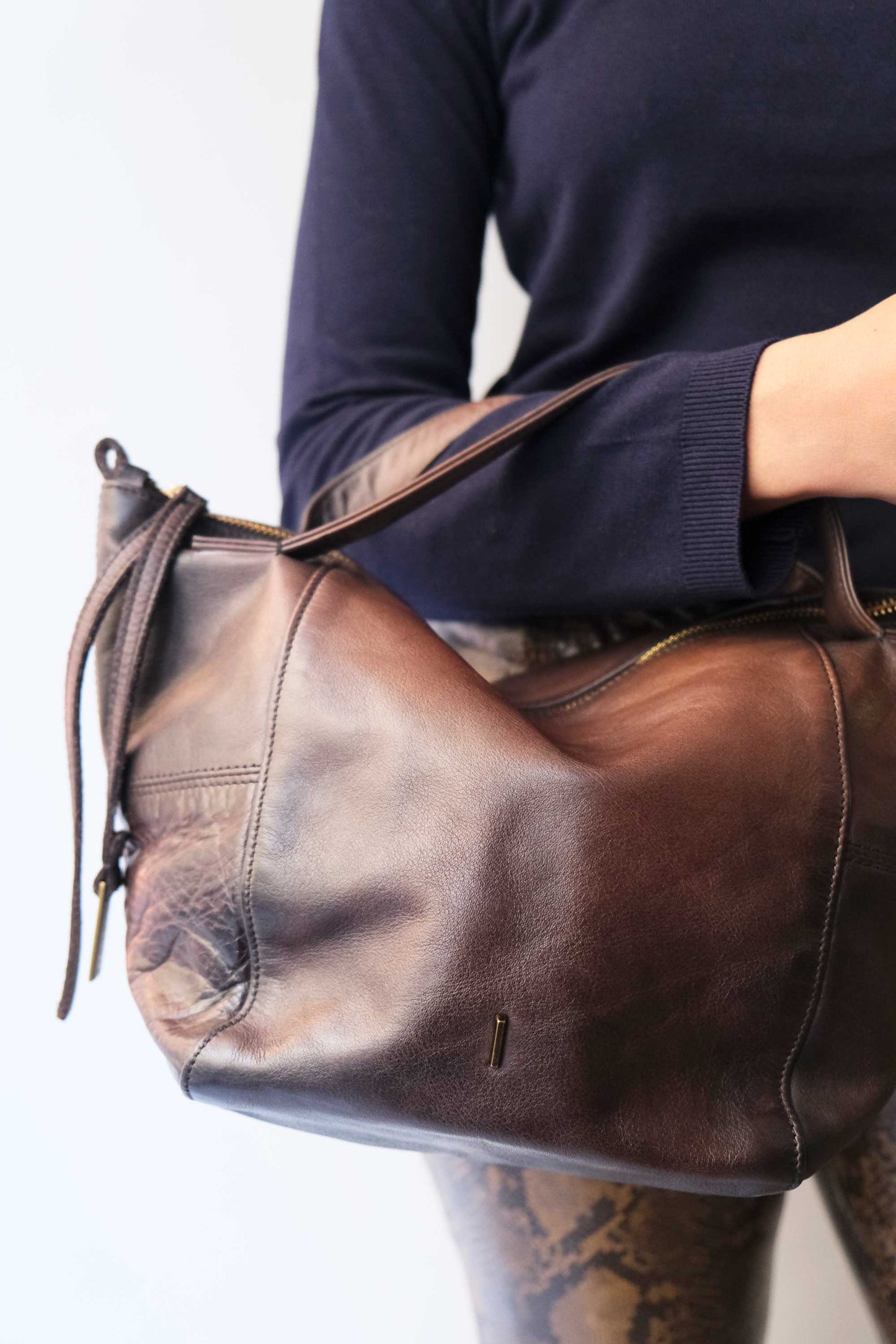 PREORDINE sconto 15% -Marty in morbida pelle di vitello effetto Turner color caffè - usa il codice PREORDER15 - LA CONSEGNA E' STIMATA PER IL 15 SETTEMBRE- Made in Italy -