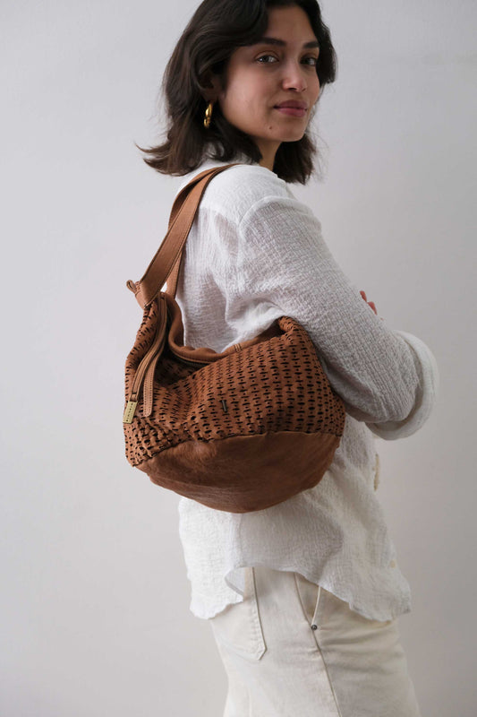 Carola bag cognac in morbida nappa traforata giunco - Made in Italy -