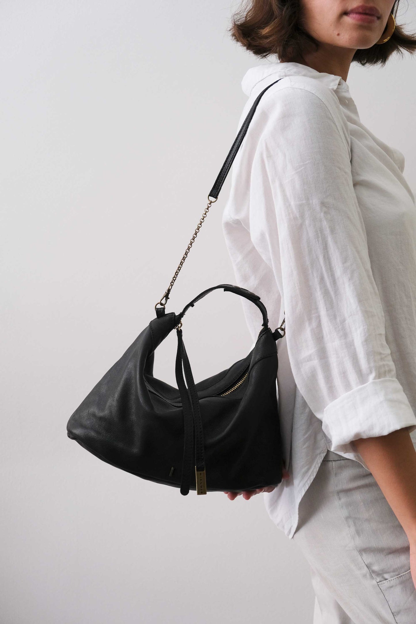 Chicca Media hobo bag in black nappa vegetable leather - Made in Italy -