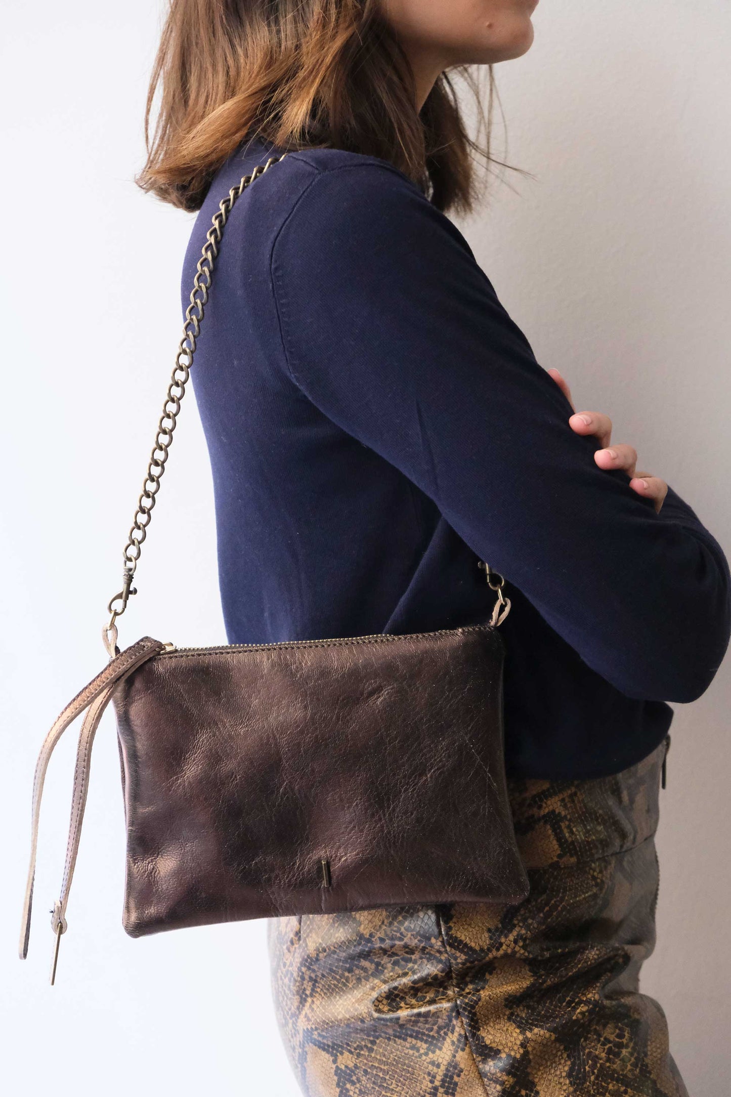 Mikin pochette laminata bronzo - Made in Italy -