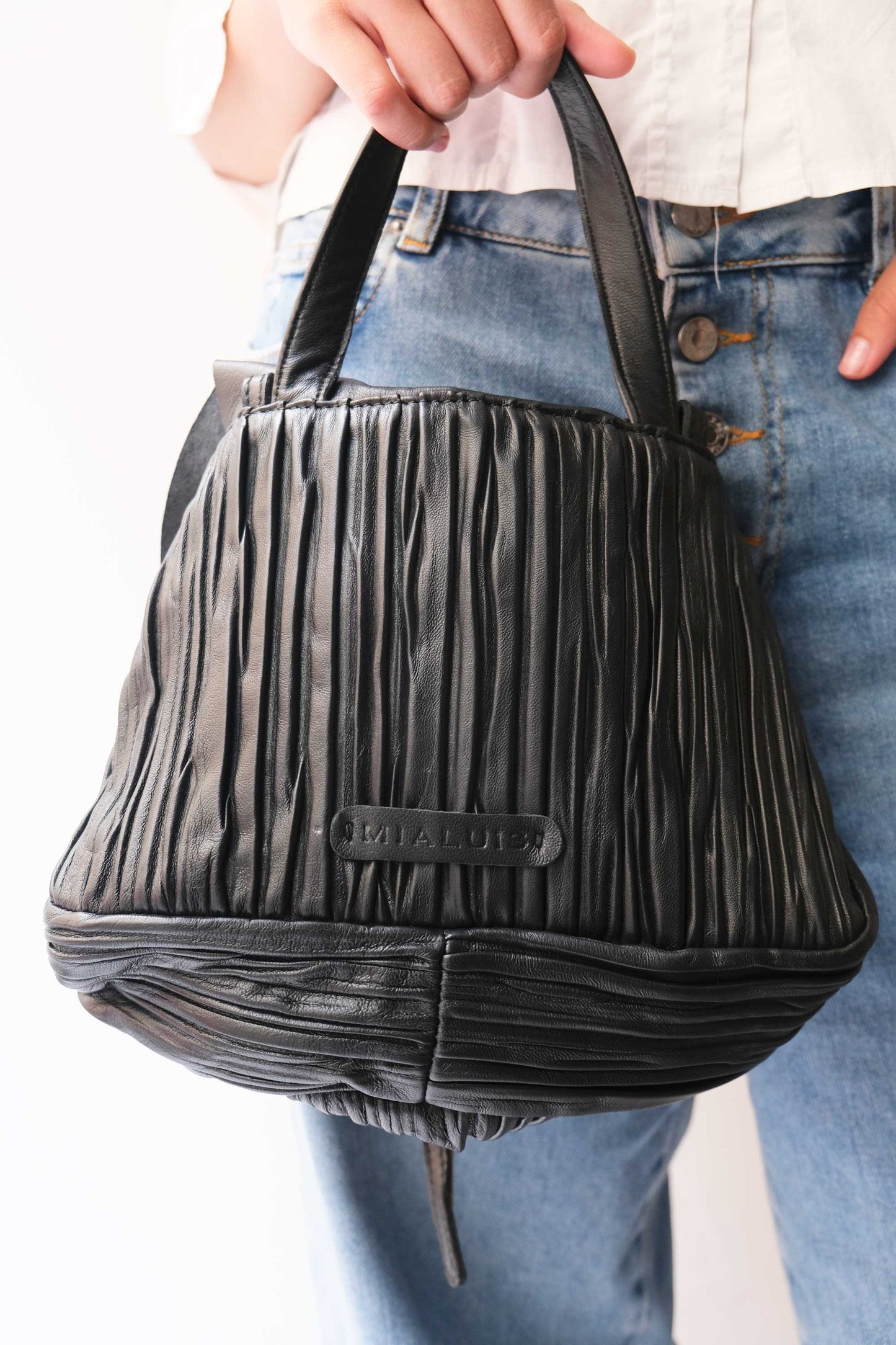 PRE ORDER discount 15%-Minu in pleated black colour leather - use code PREORDER15 - ESTIMATED DELIVERY END SEPTEMBER - Made in Italy -