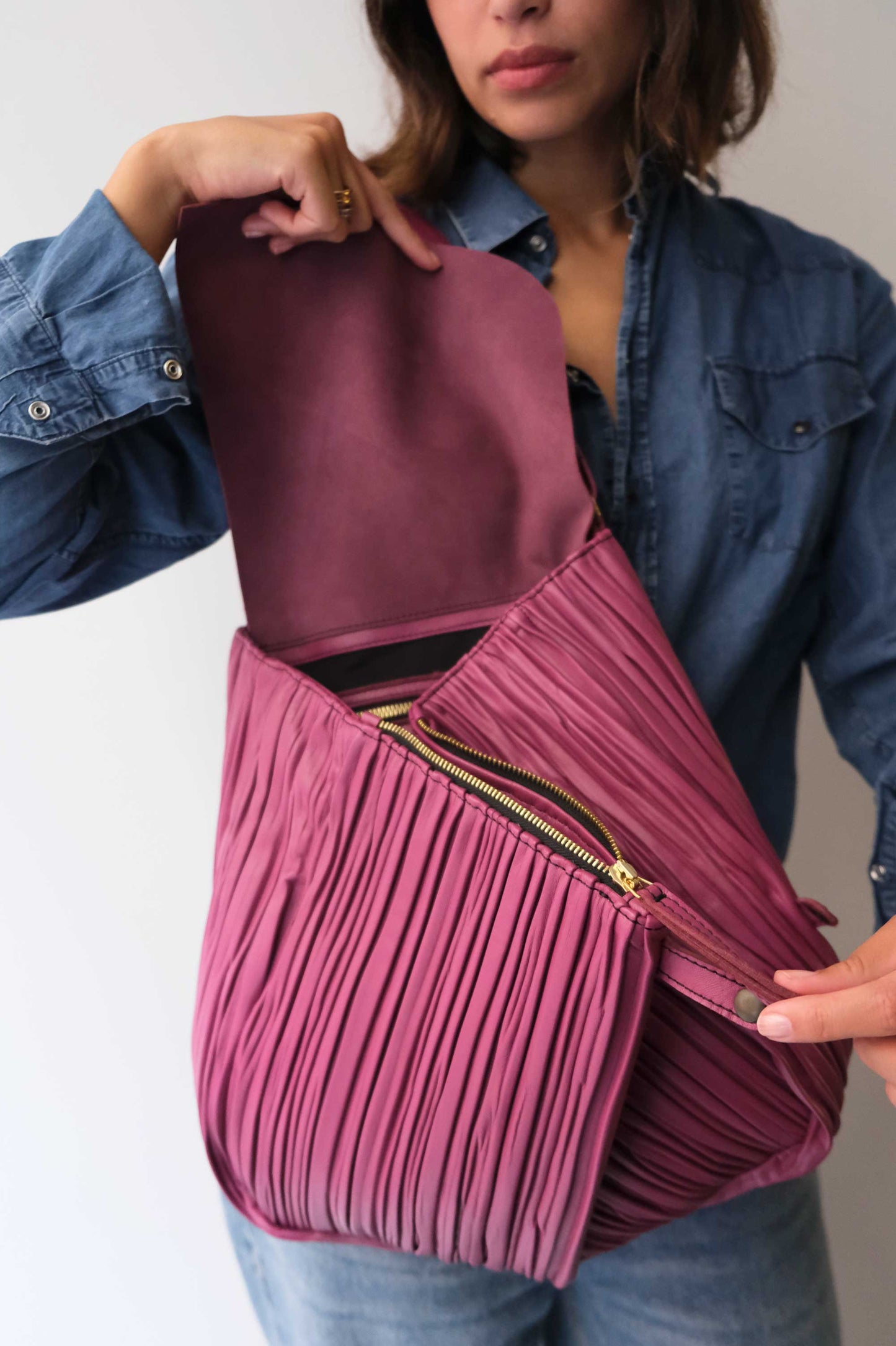 PREORDINE sconto 15% - Gabri borsa tote in nappa plissettata color barolo - usa il codice PREORDER15 - LA CONSEGNA E' STIMATA PER LA FINE DI SETTEMBRE- Made in Italy -