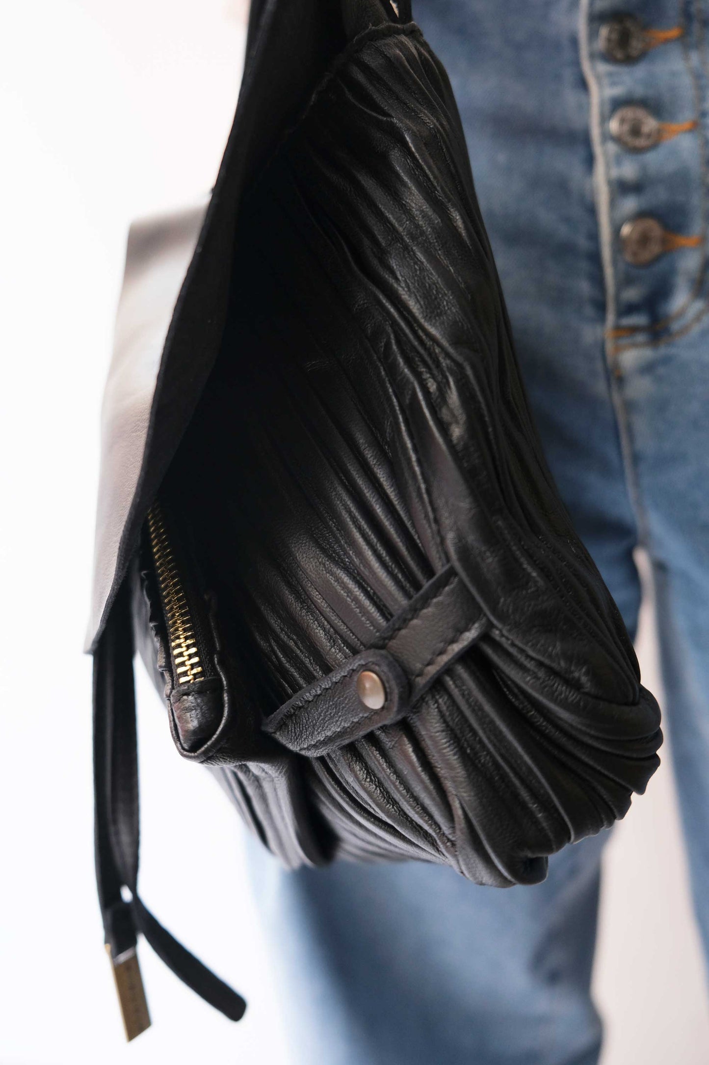 PRE ORDER discount 15%-Minu in pleated black colour leather - use code PREORDER15 - ESTIMATED DELIVERY END SEPTEMBER - Made in Italy -