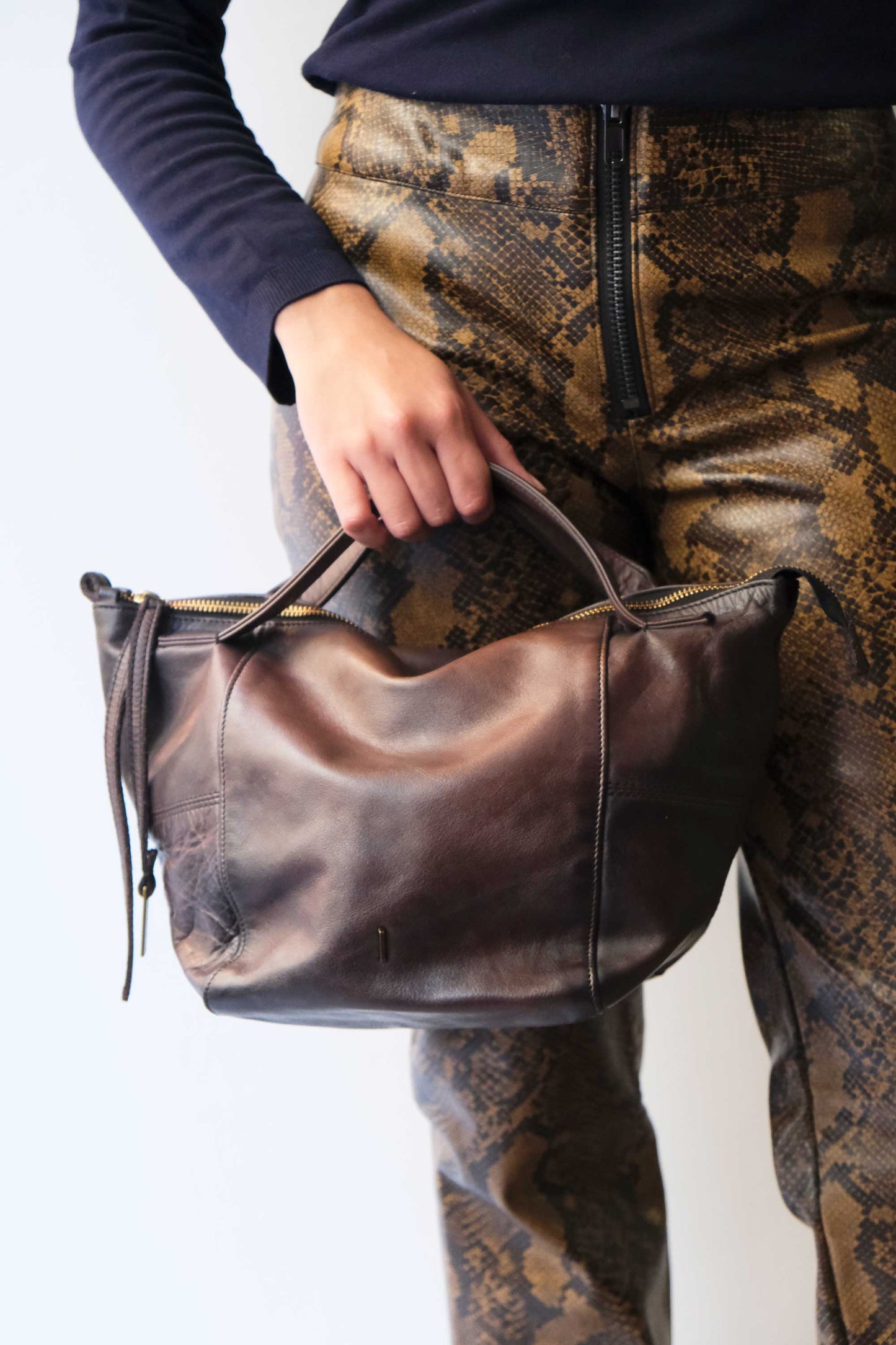 PREORDINE sconto 15% -Marty in morbida pelle di vitello effetto Turner color caffè - usa il codice PREORDER15 - LA CONSEGNA E' STIMATA PER IL 15 SETTEMBRE- Made in Italy -