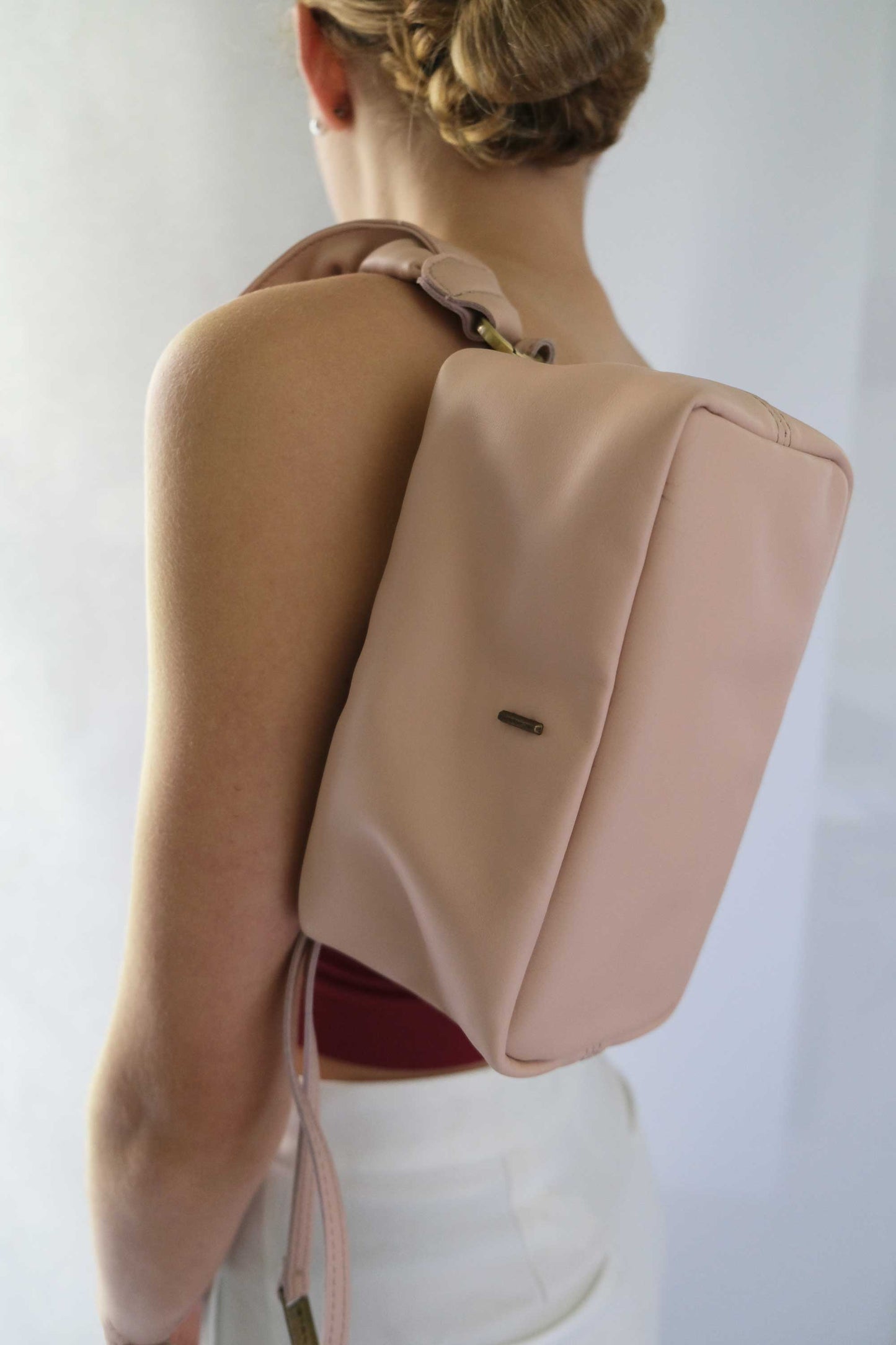 Bobo mini in powder leather