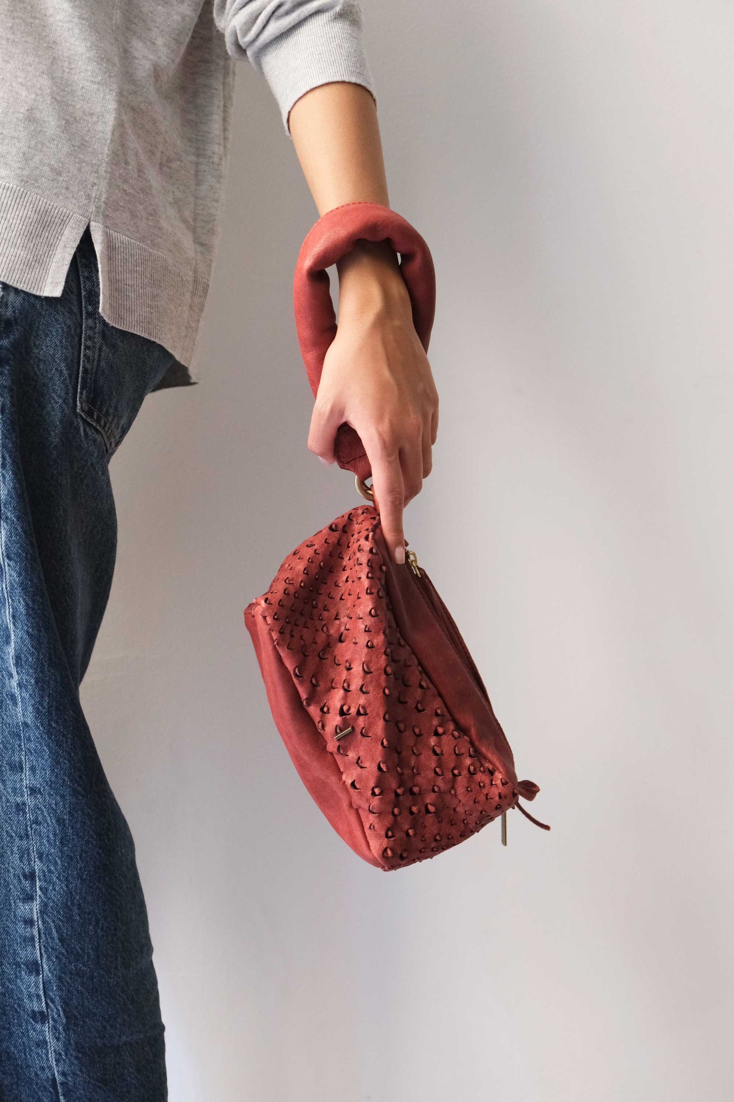 Bobo mini in cherry perforated nappa vegetable leather - Made in Italy -