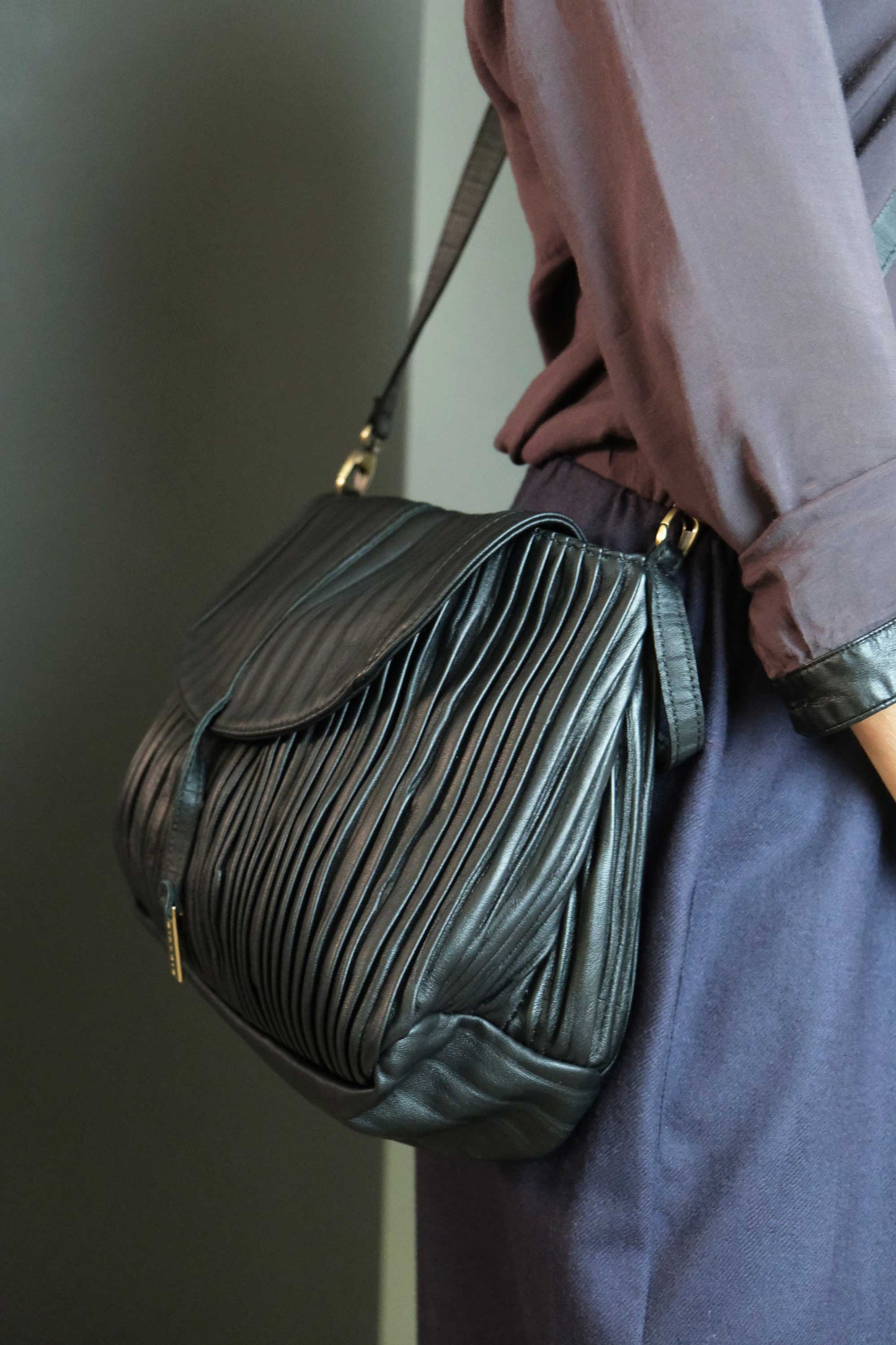 Do Torchon saddle bag in pleated leather