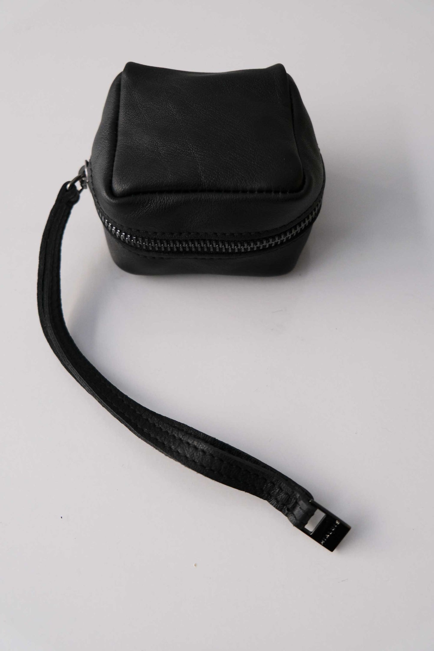 Dream box mini pochette in morbida pelle nera - Made in Italy -