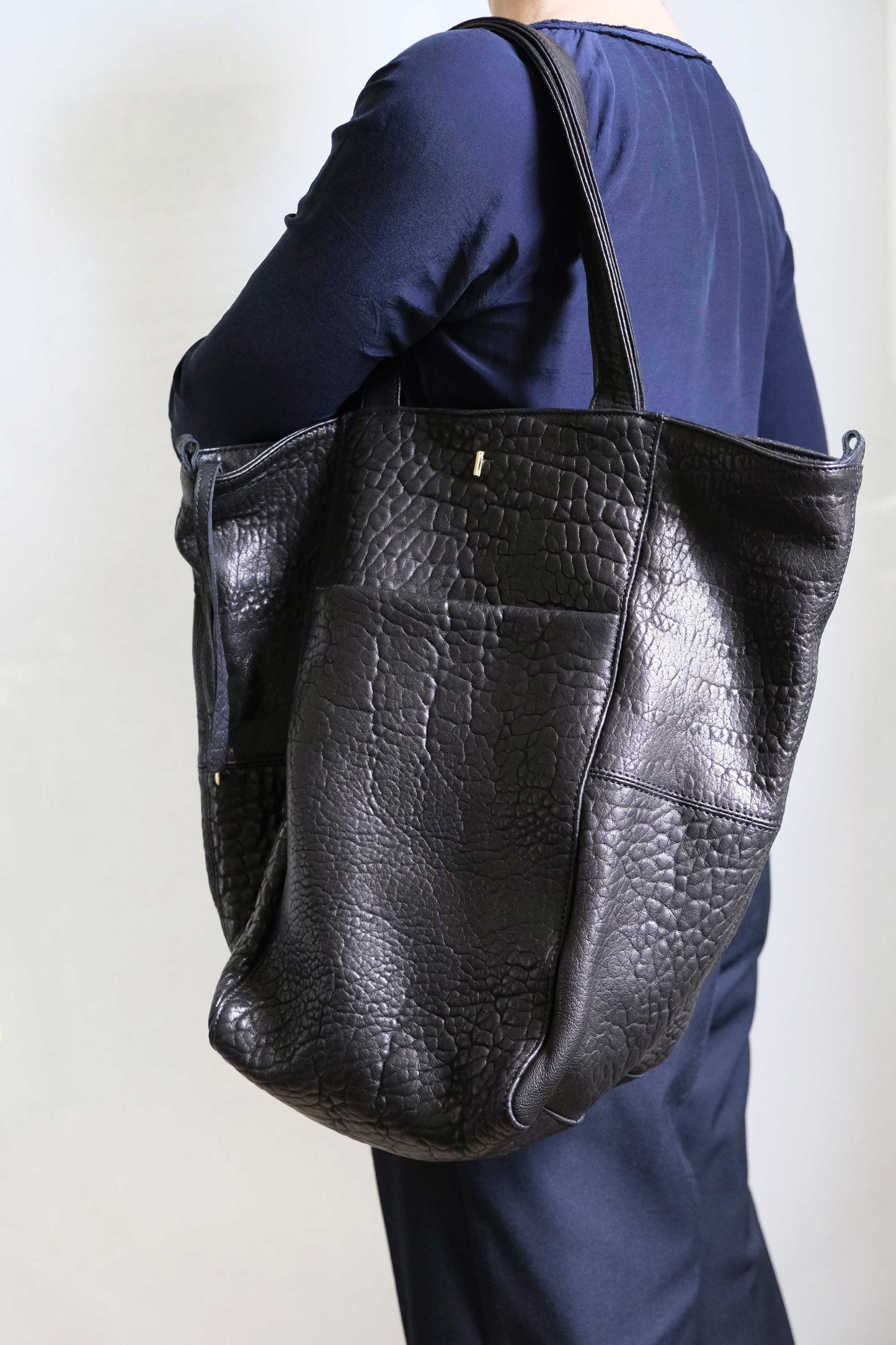 Mele tote bag in mutton vegetable leather