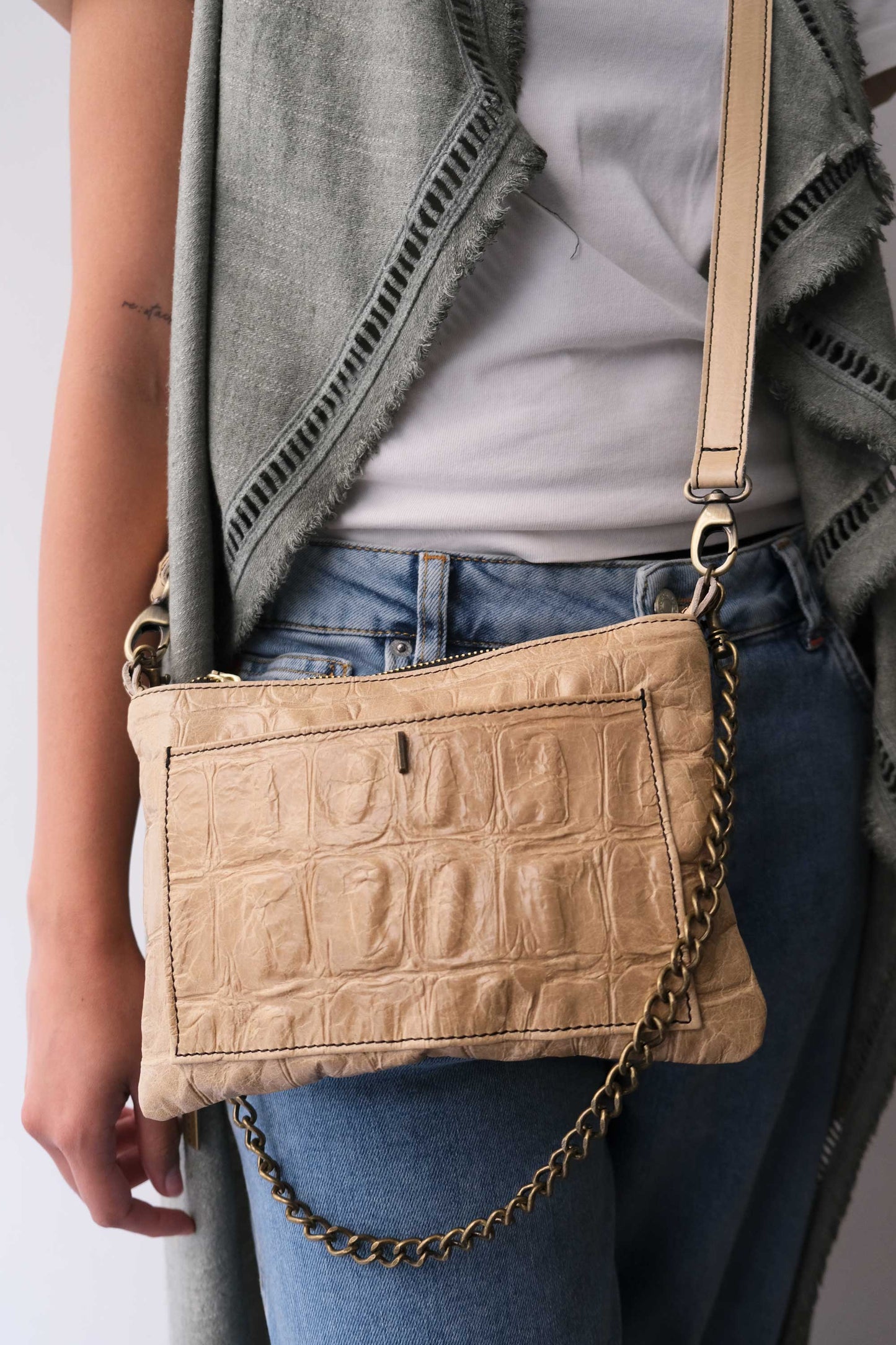 Pochette Mikin in vitello nocciola - Made in Italy-