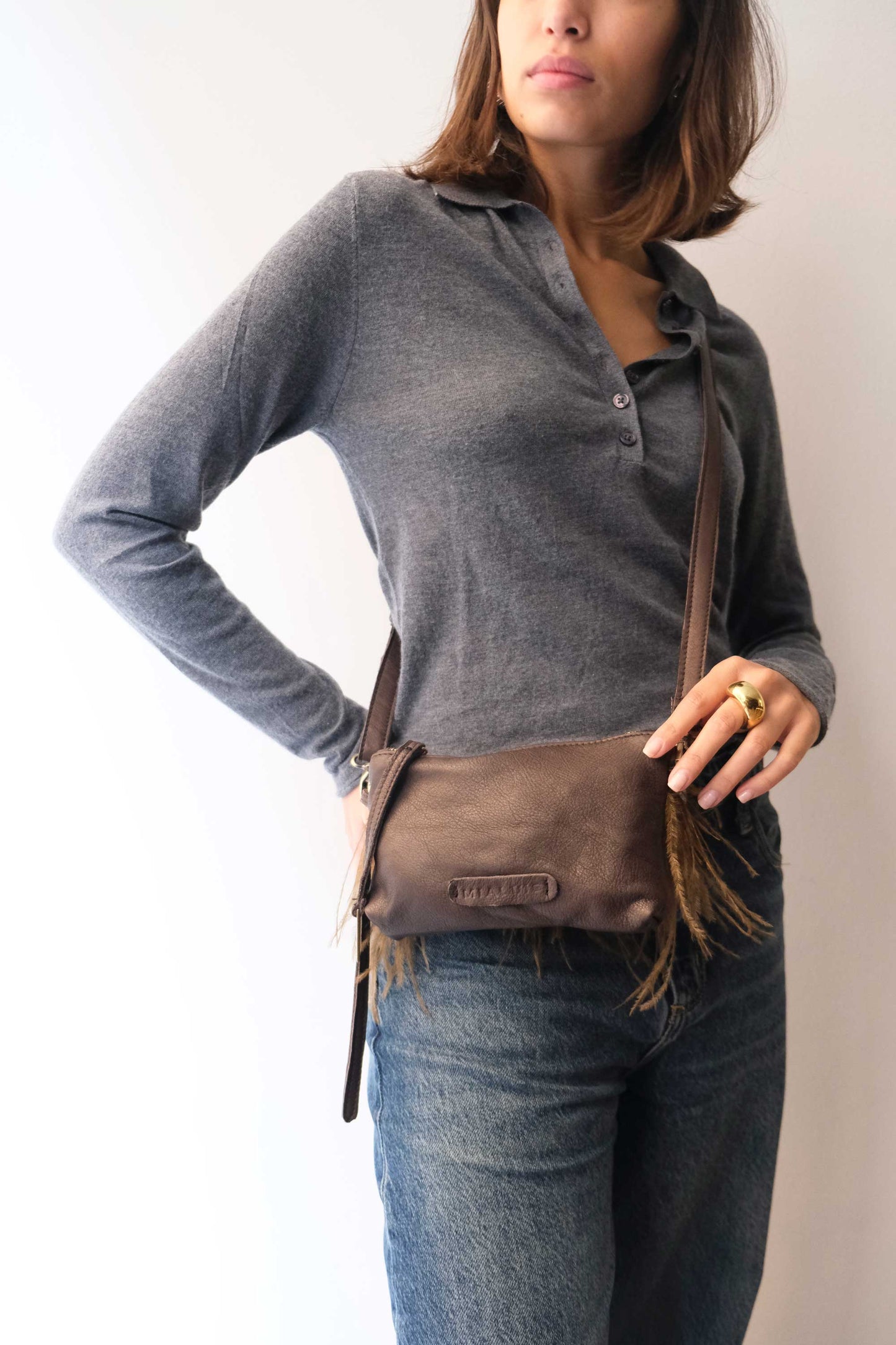 Olga pochette in brown nappa leather with moss feathers - Made in Italy -