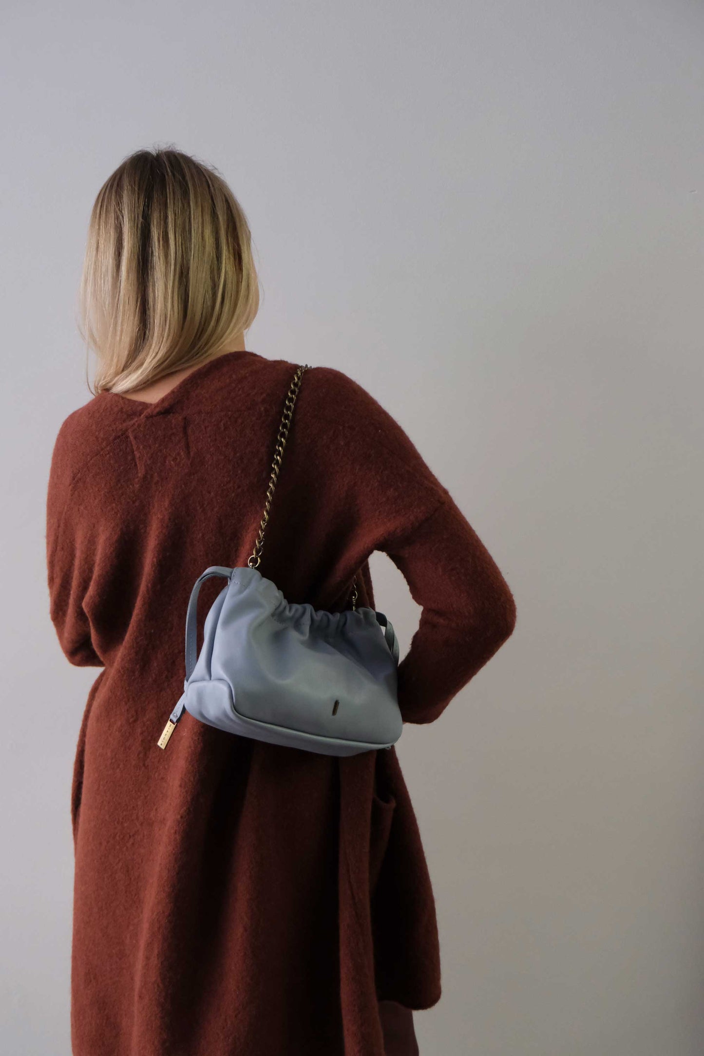 Agnes mini pochette in sky soft leather