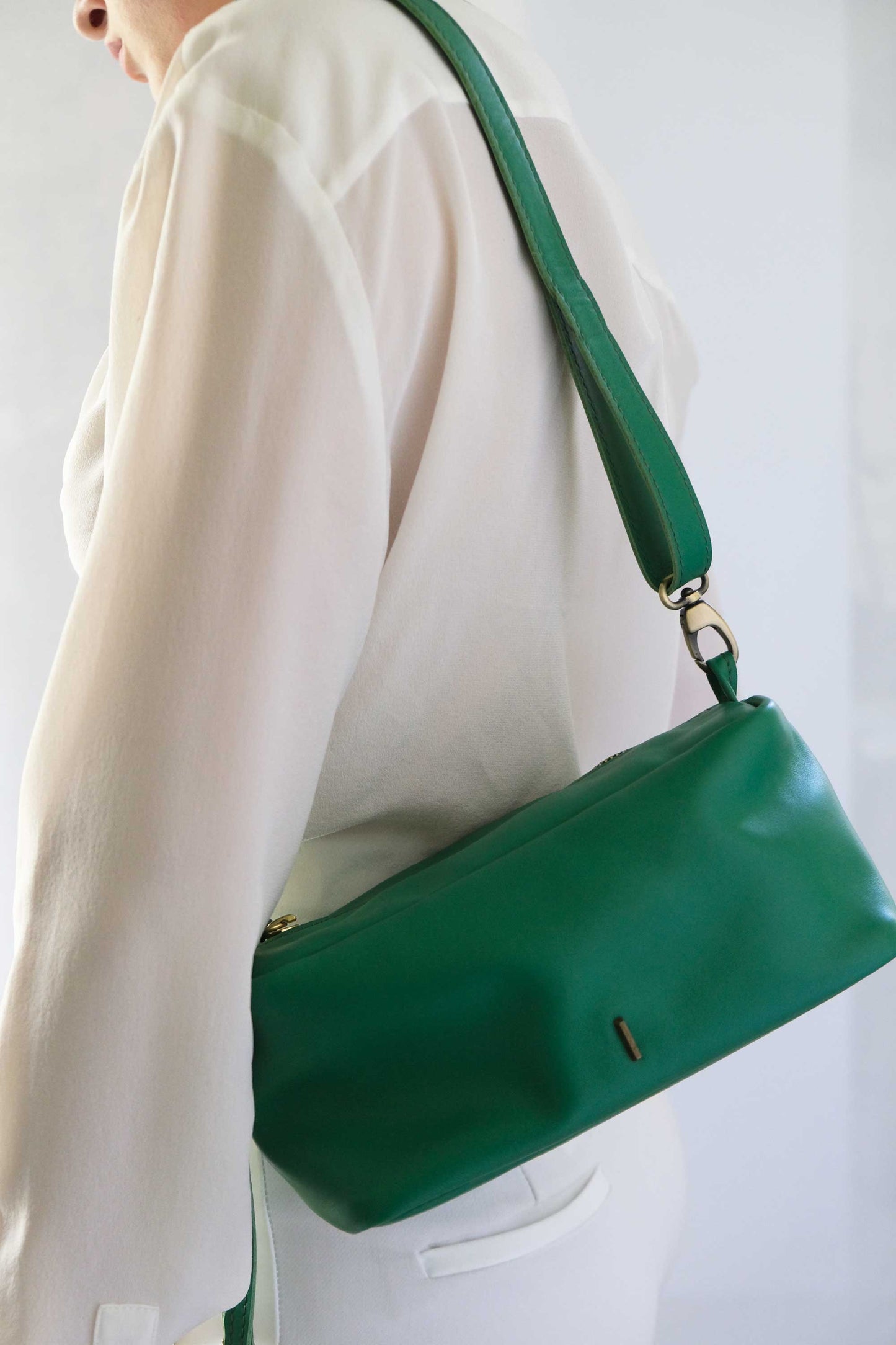 Bobo mini in emerald leather