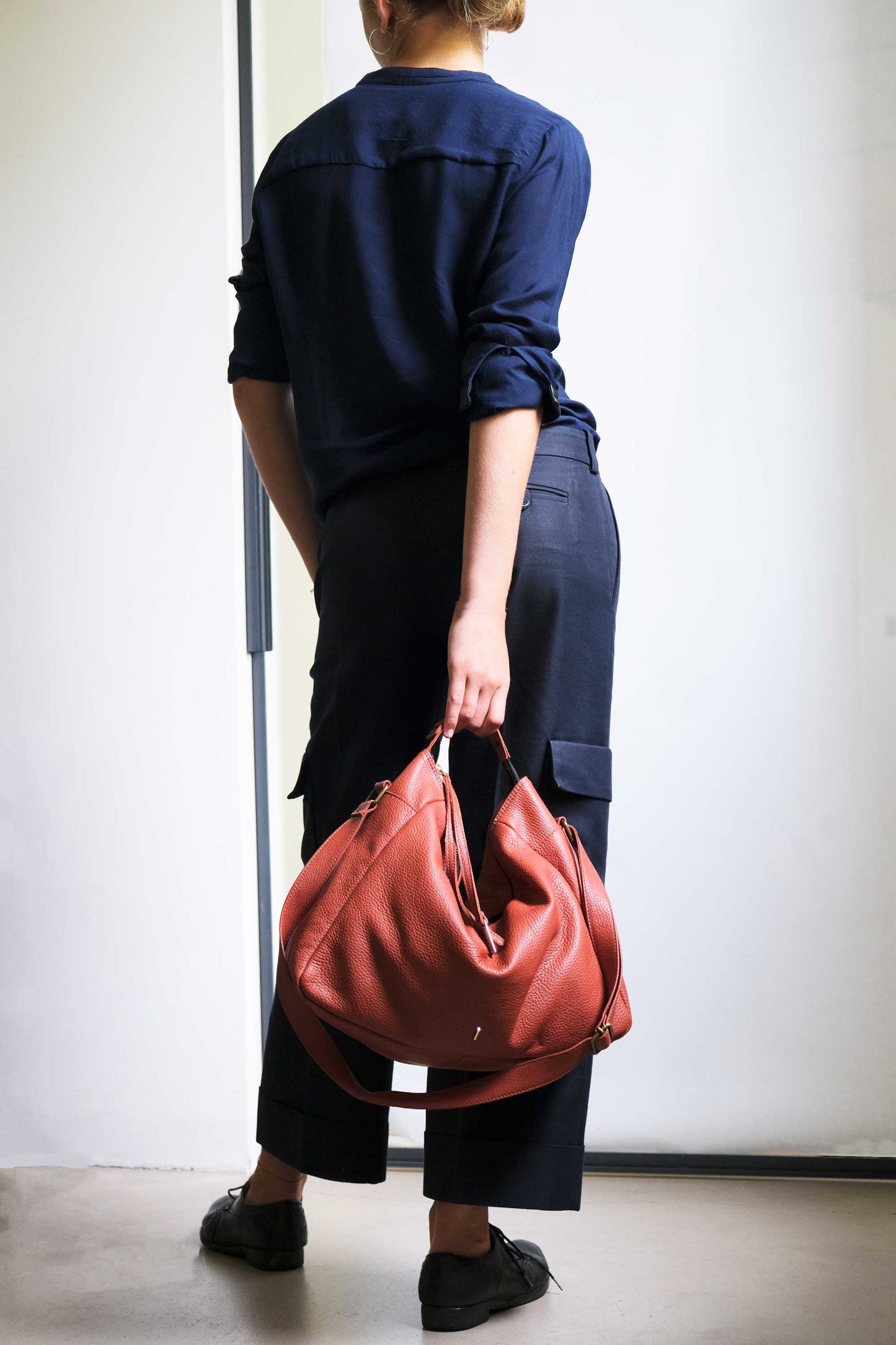 Chicca hobo bag in brick leather with natural grain