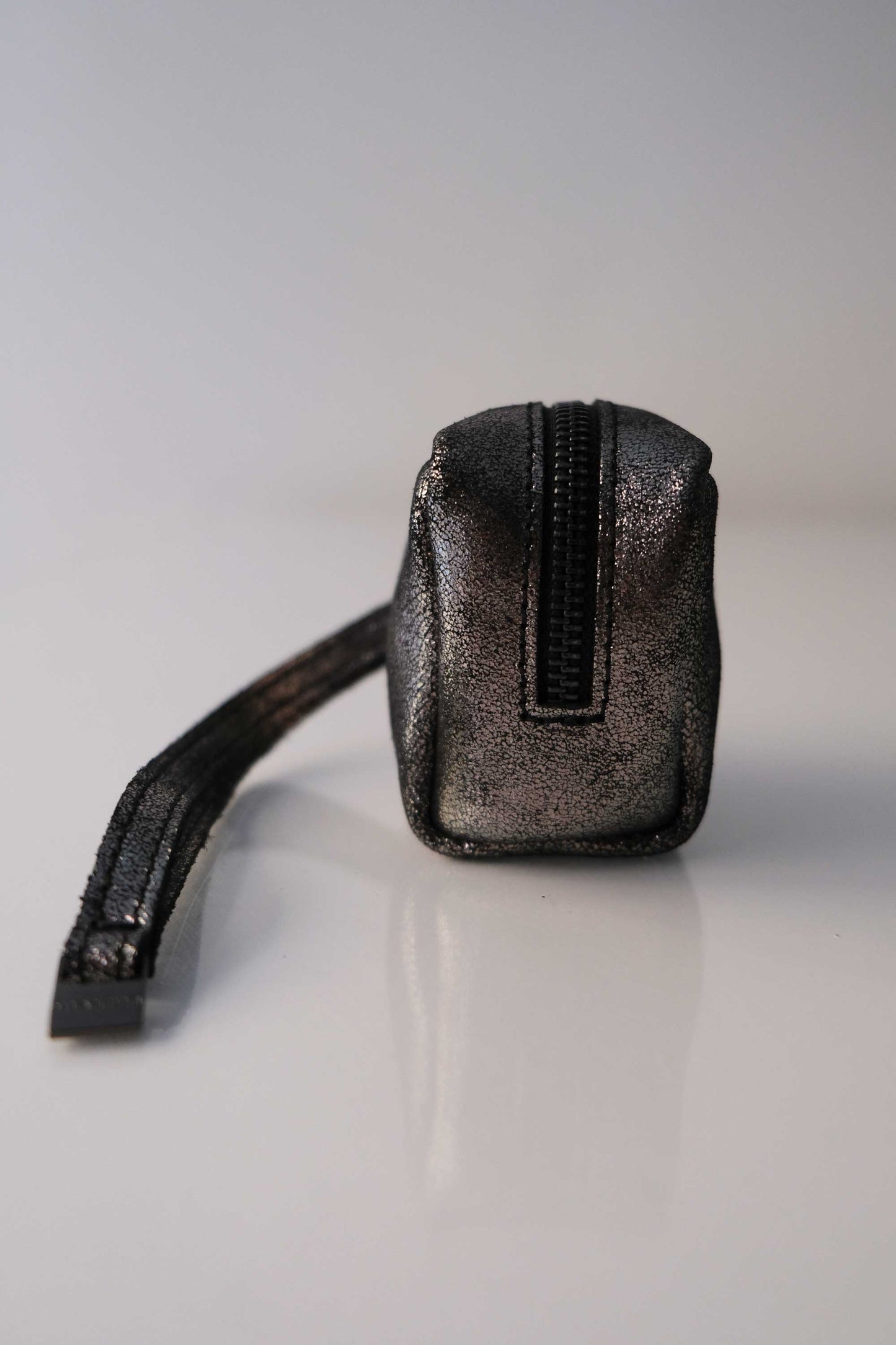Dream box mini pochette in pewter soft leather