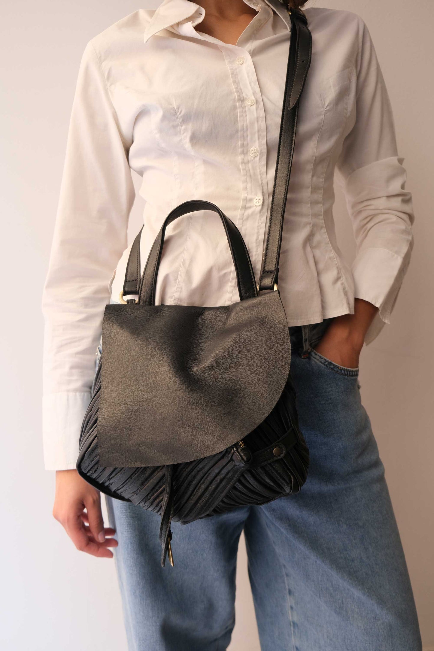PRE ORDER discount 15%-Minu in pleated black colour leather - use code PREORDER15 - ESTIMATED DELIVERY END SEPTEMBER - Made in Italy -