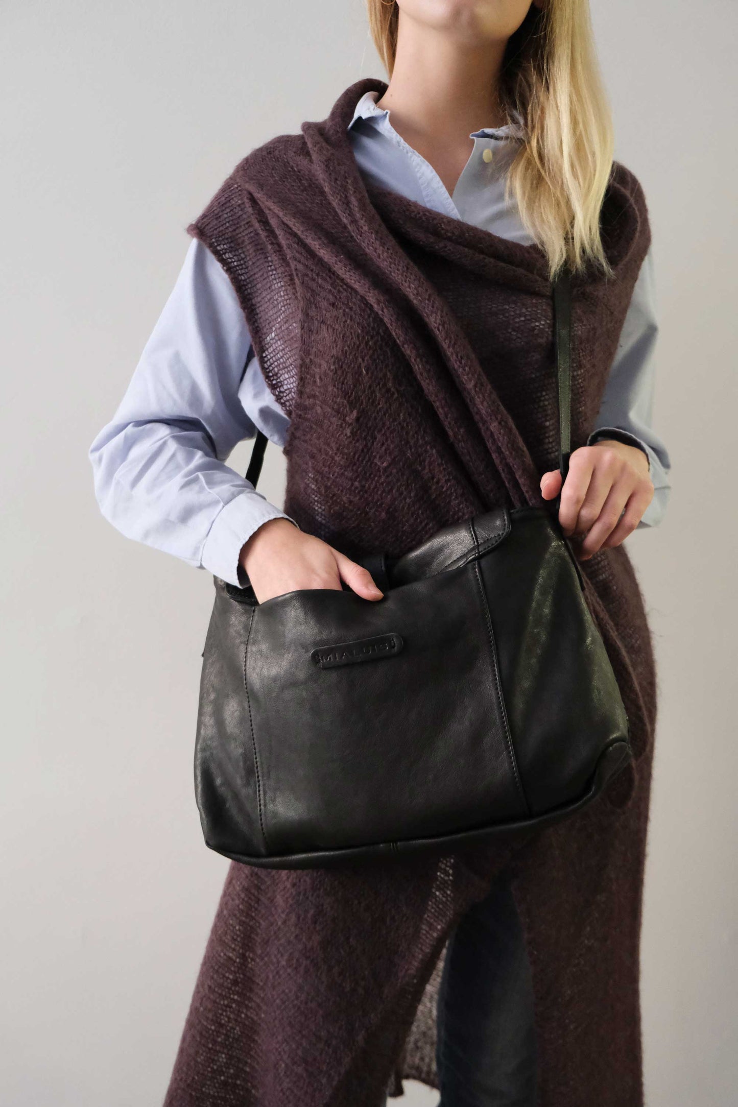 Do saddle bag in black perforated leather - Made in Italy -