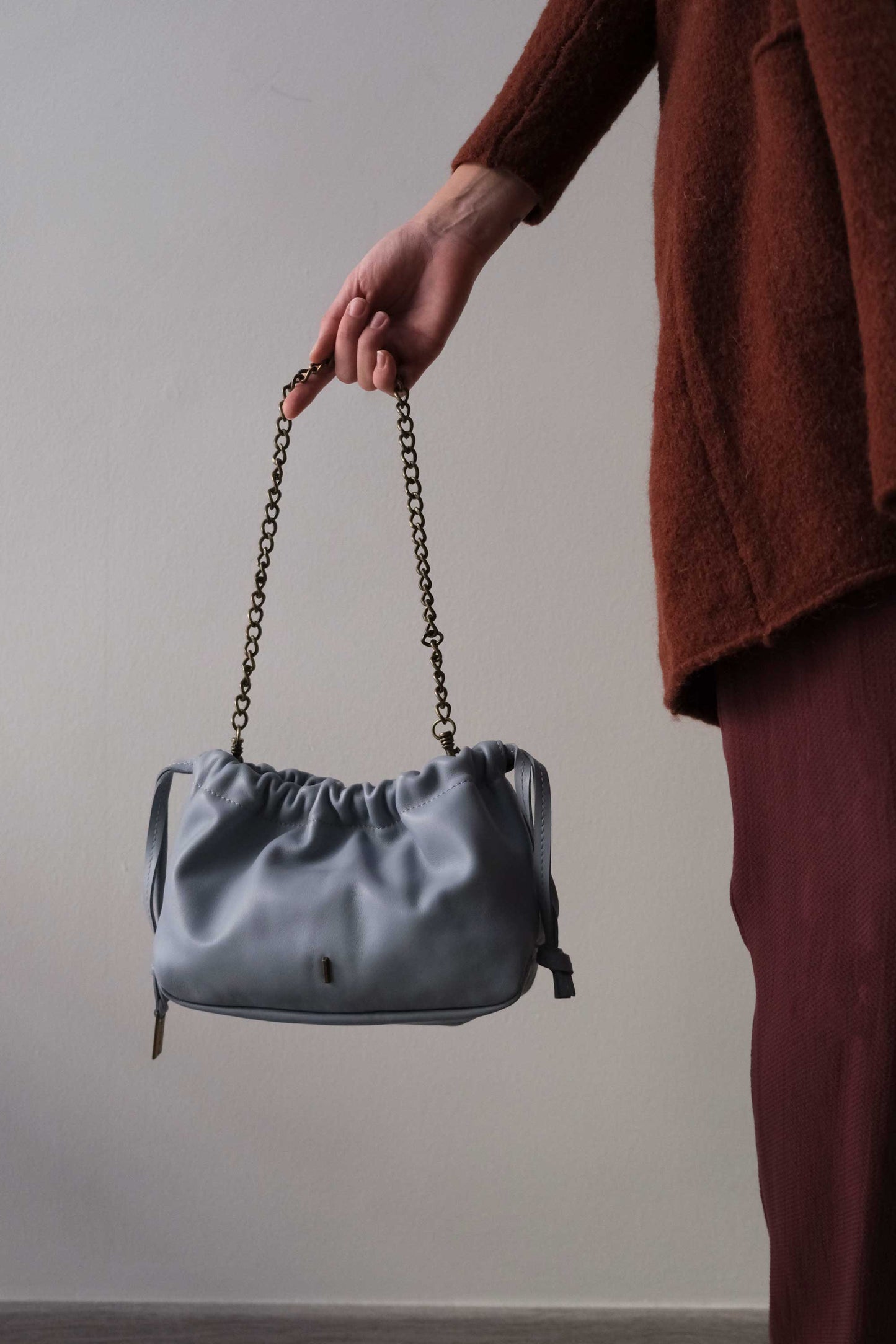 Agnes mini pochette in sky soft leather