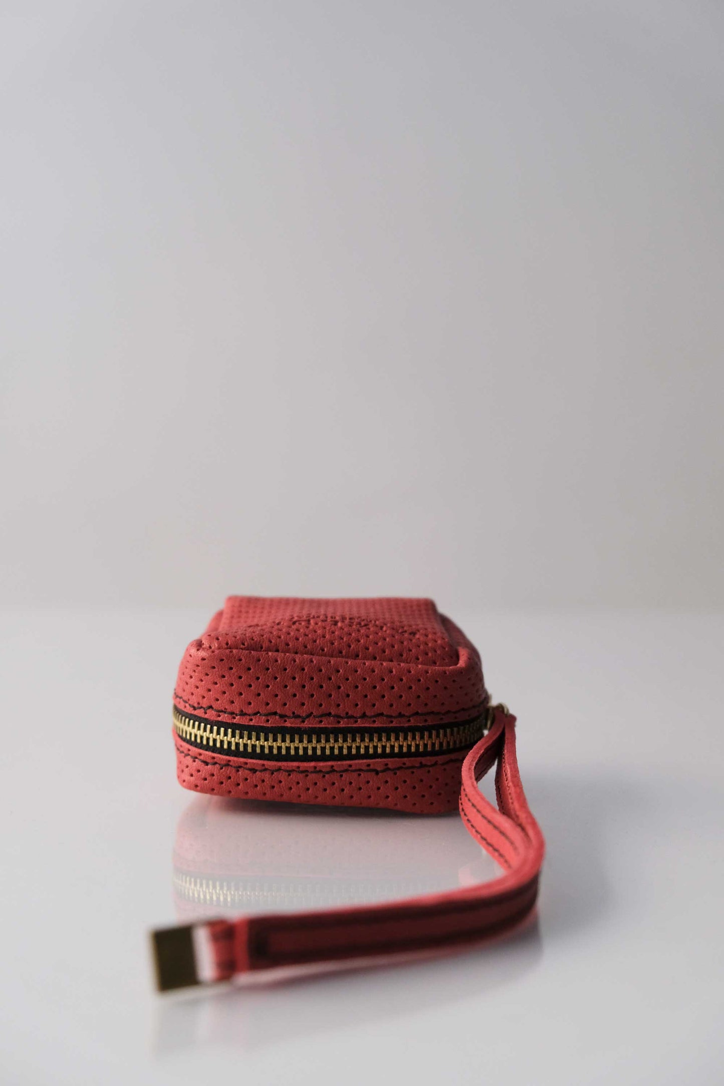 Dream box mini pochette in nappa forata rossa - Made in Italy -