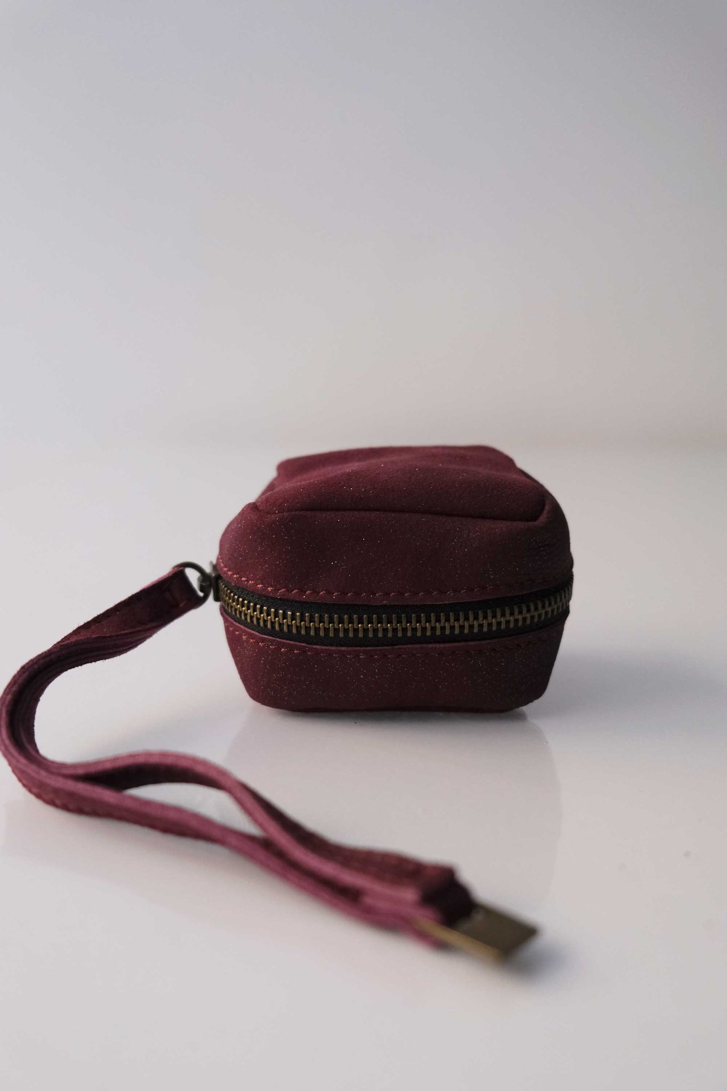 Dream box mini pochette in glitter soft leather
