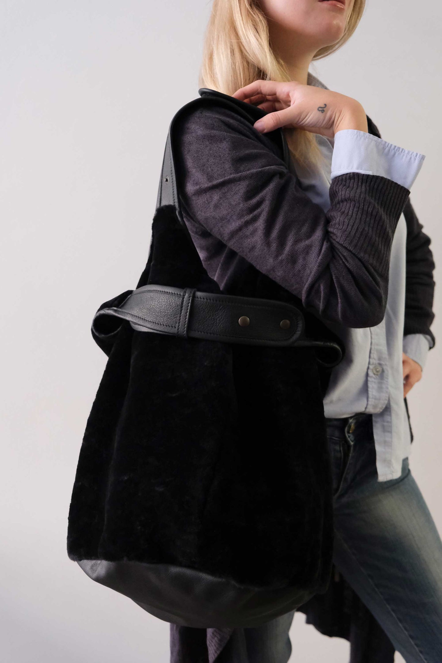 Lena tote bag in black shearling leather - Made in Italy -