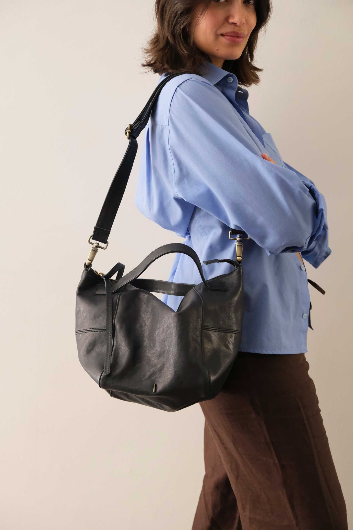 PRE ORDER discount 15%- Marty bag in navy soft nappa  - use code PREORDER15 - DELIVERY IS ESTIMATED WITHIN APPROXIMATELY 30 DAYS FROM THE ORDER DATE- Made in Italy -