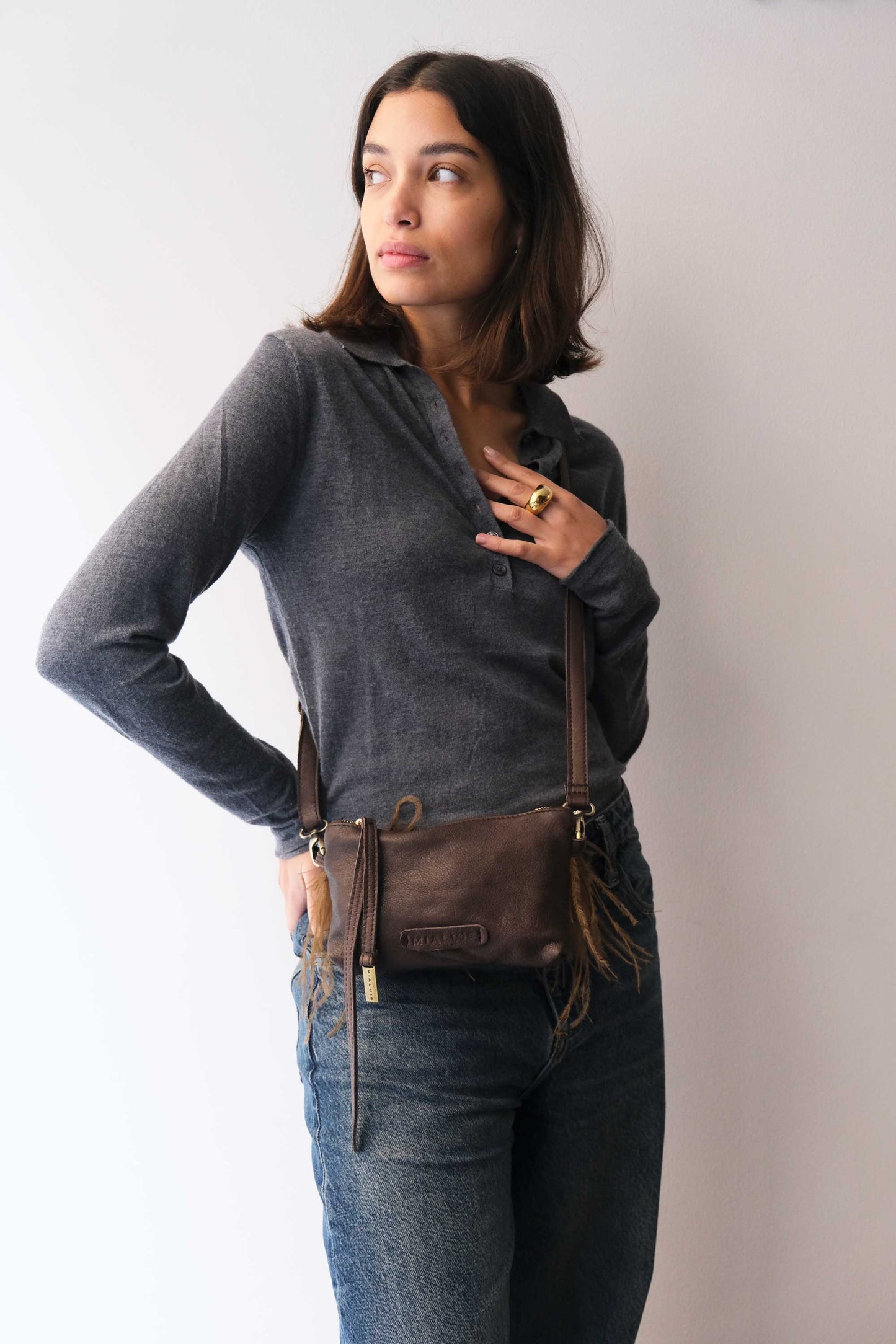 Olga pochette in brown nappa leather with moss feathers - Made in Italy -