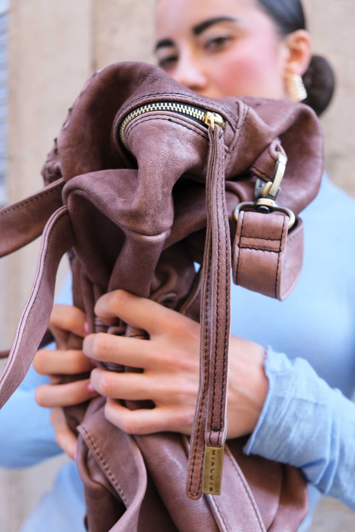 Riri tote bag in taupe perforated nappa - Made in Italy -