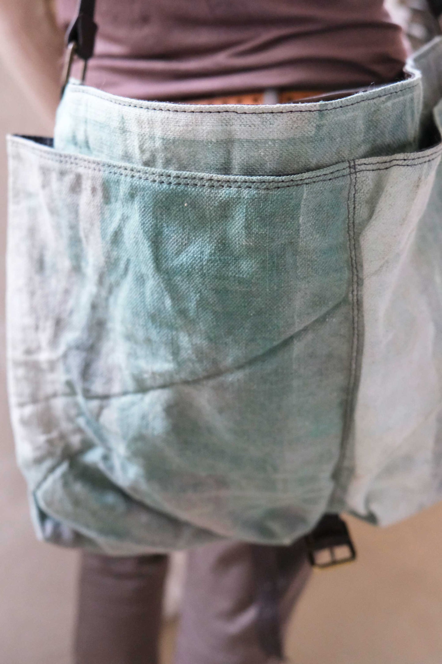 Tommy in soft leather and linen hand painted green